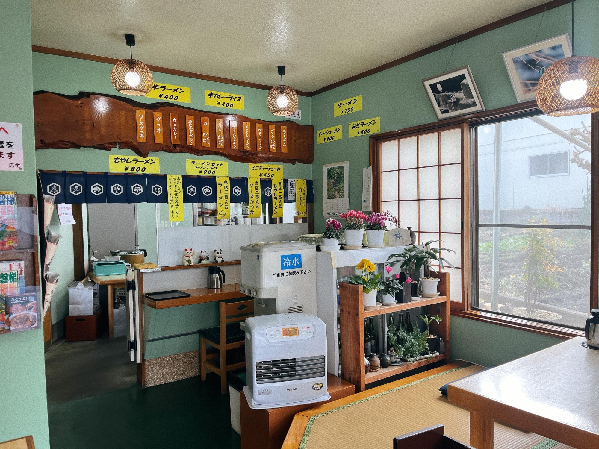 麺屋 さらしな 店内