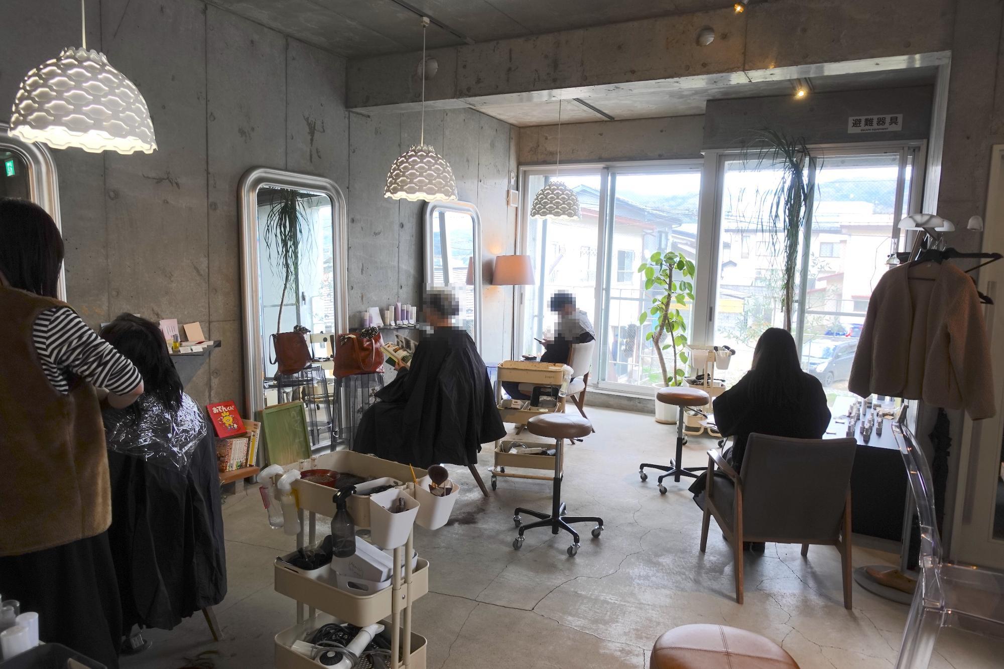 pages(ページズ) 会津若松市 美容室