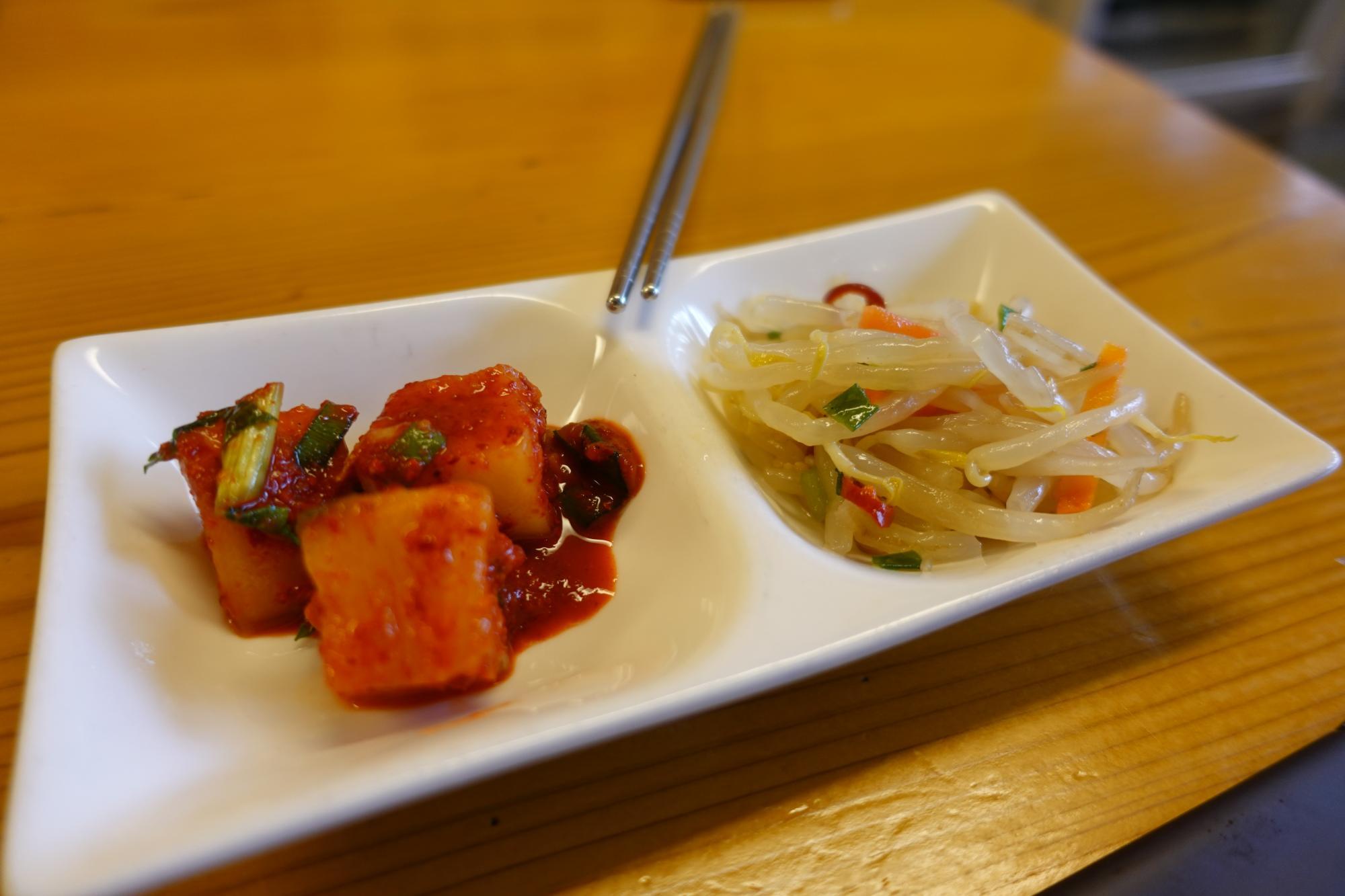 韓国料理 いぶし お通し 小鉢