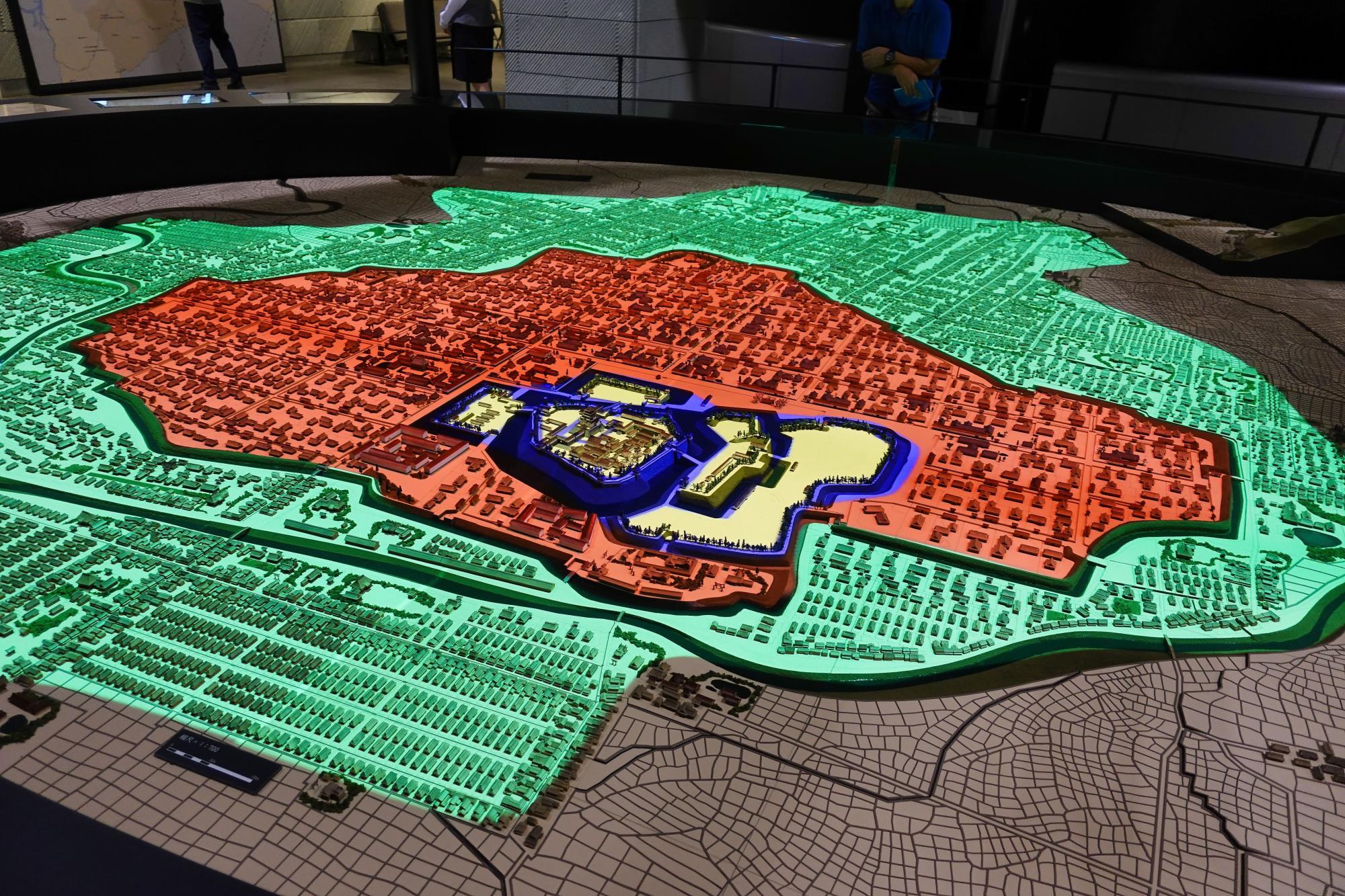 福島県立博物館 三の丸アベニュー ジオラマ上へのプロジェクションマッピング