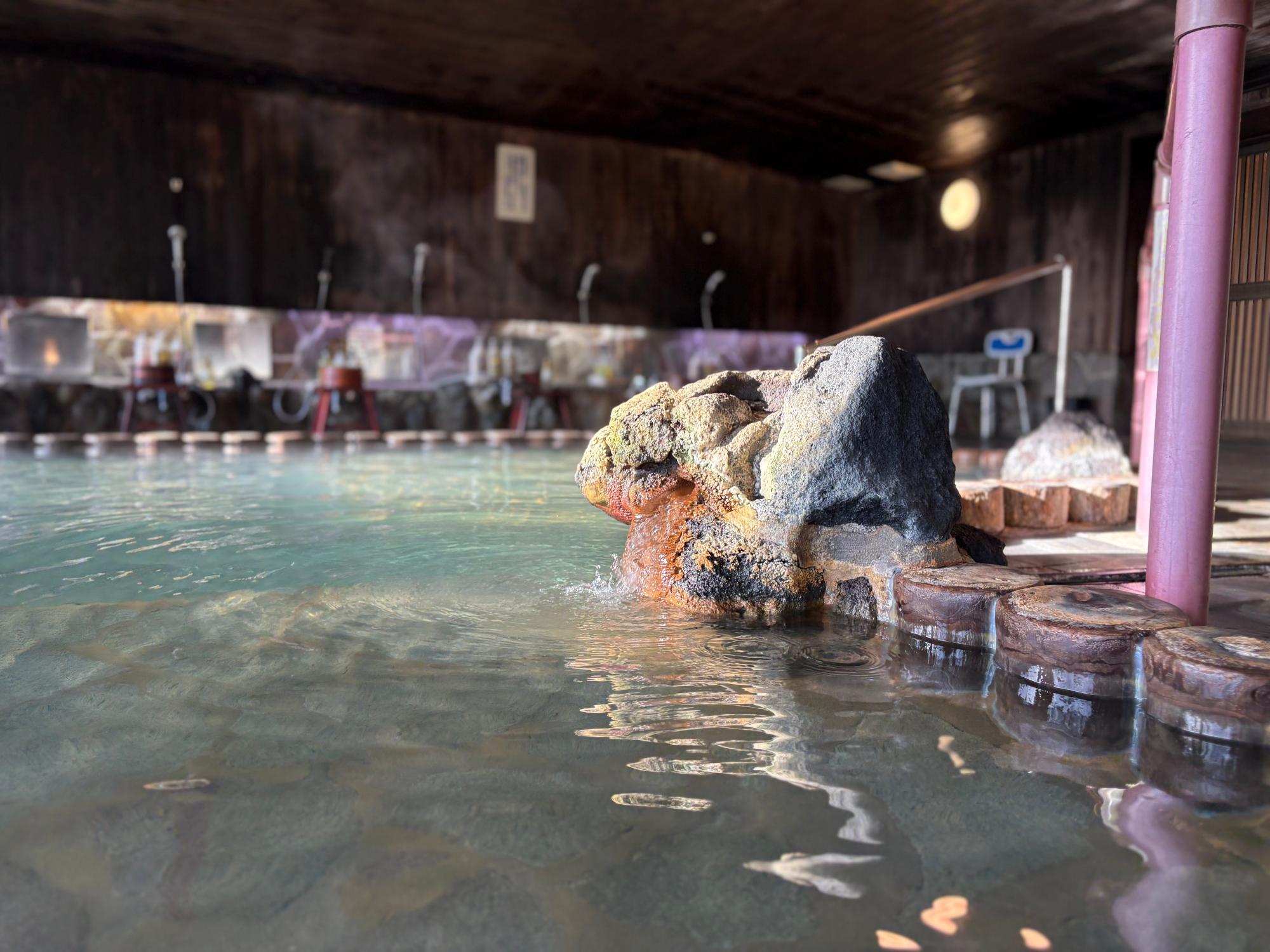 熱塩温泉 山形屋 大浴場「押切川」