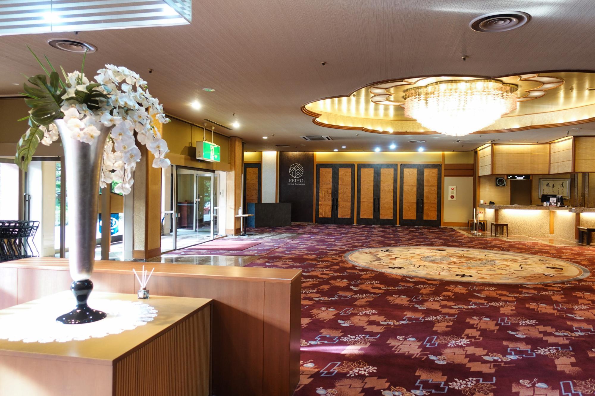 芦ノ牧温泉 丸峰観光ホテル ビュッフェレストラン 麗峰 入口