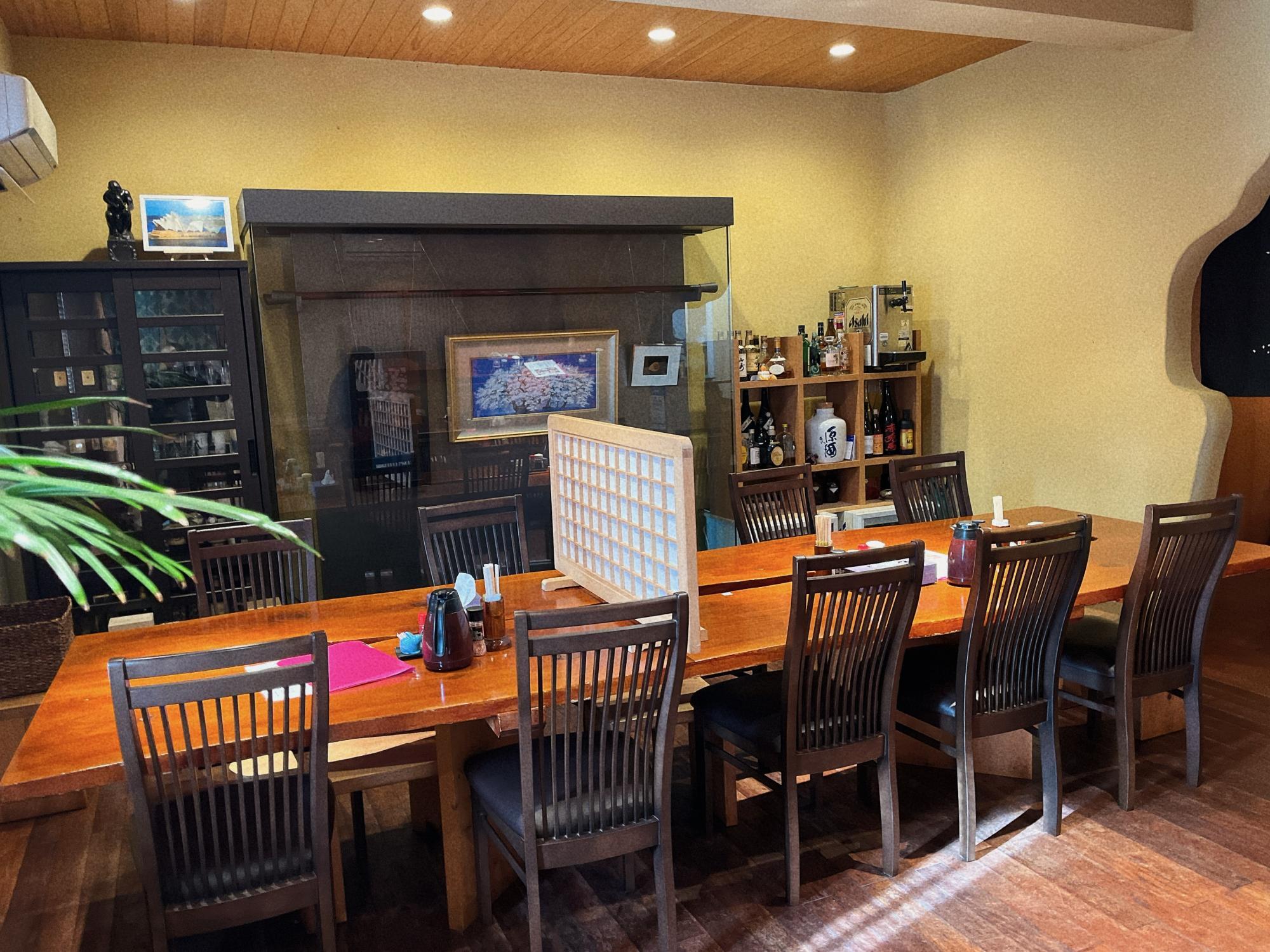 そば処 さくら 店内