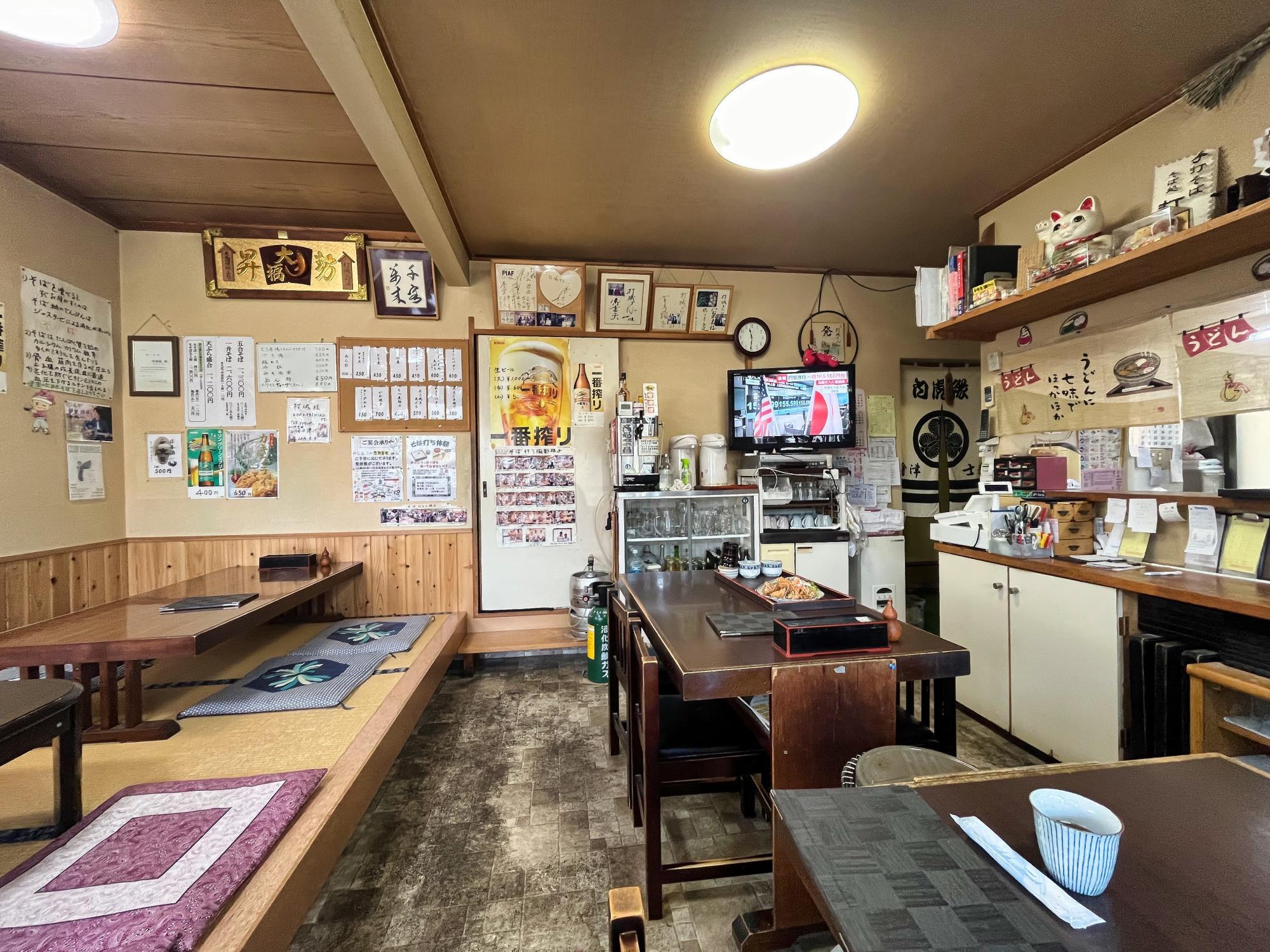 そば・うどん  打城(うつしろ) 店内