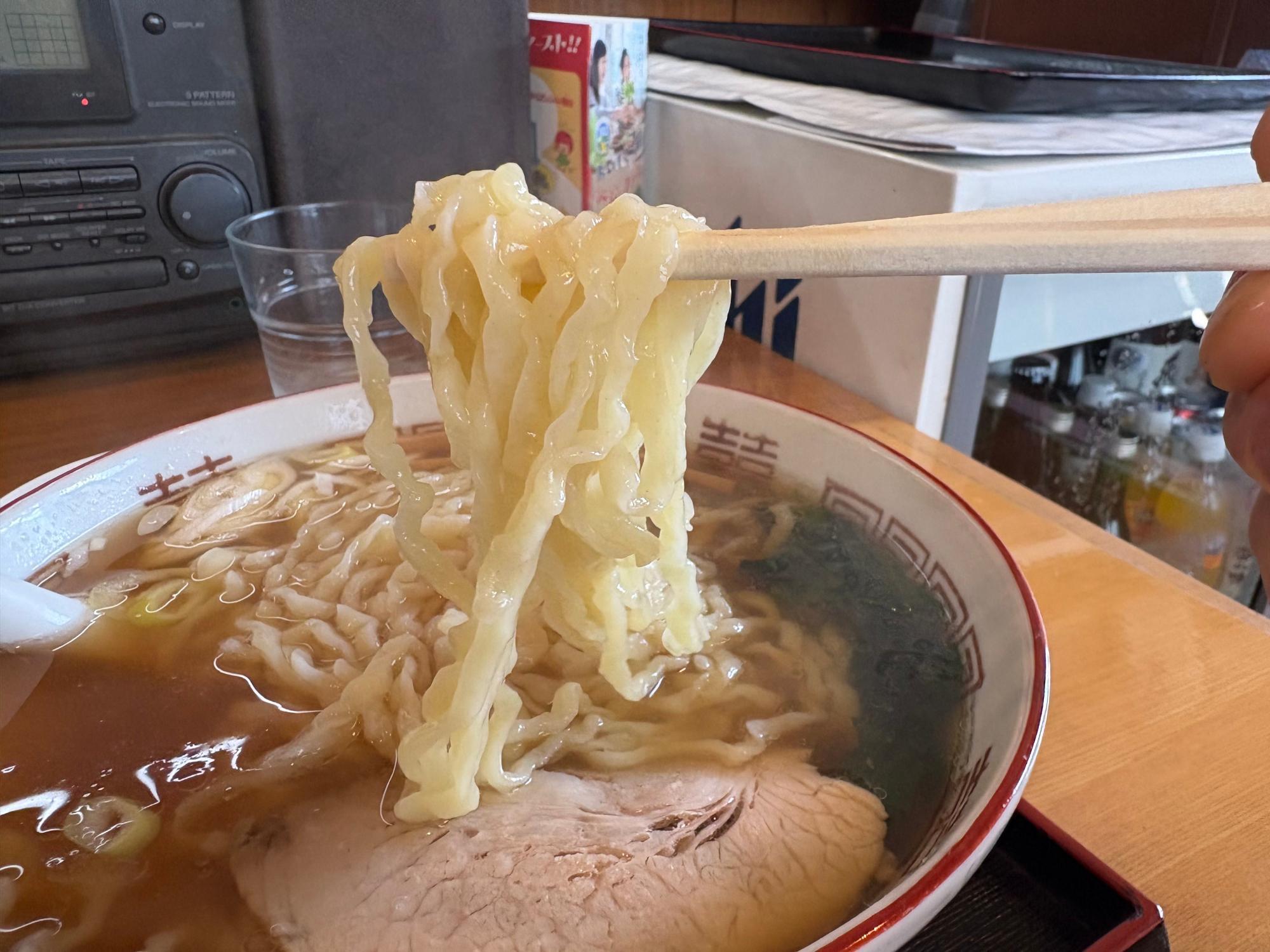 関さん 会津ラーメン 麺のリフトアップ