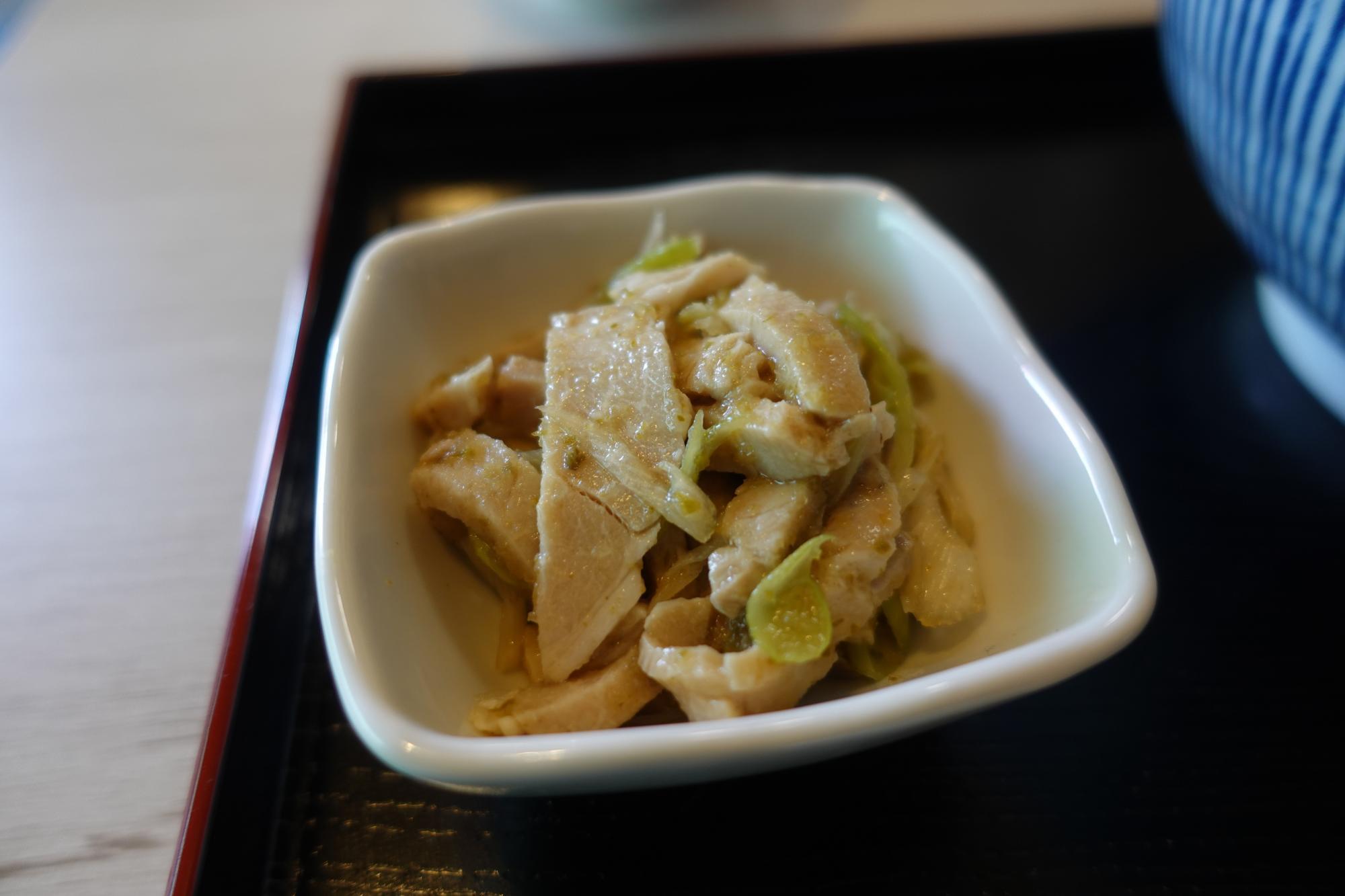 俺いのラーメン 白いスープの塩ラーメン