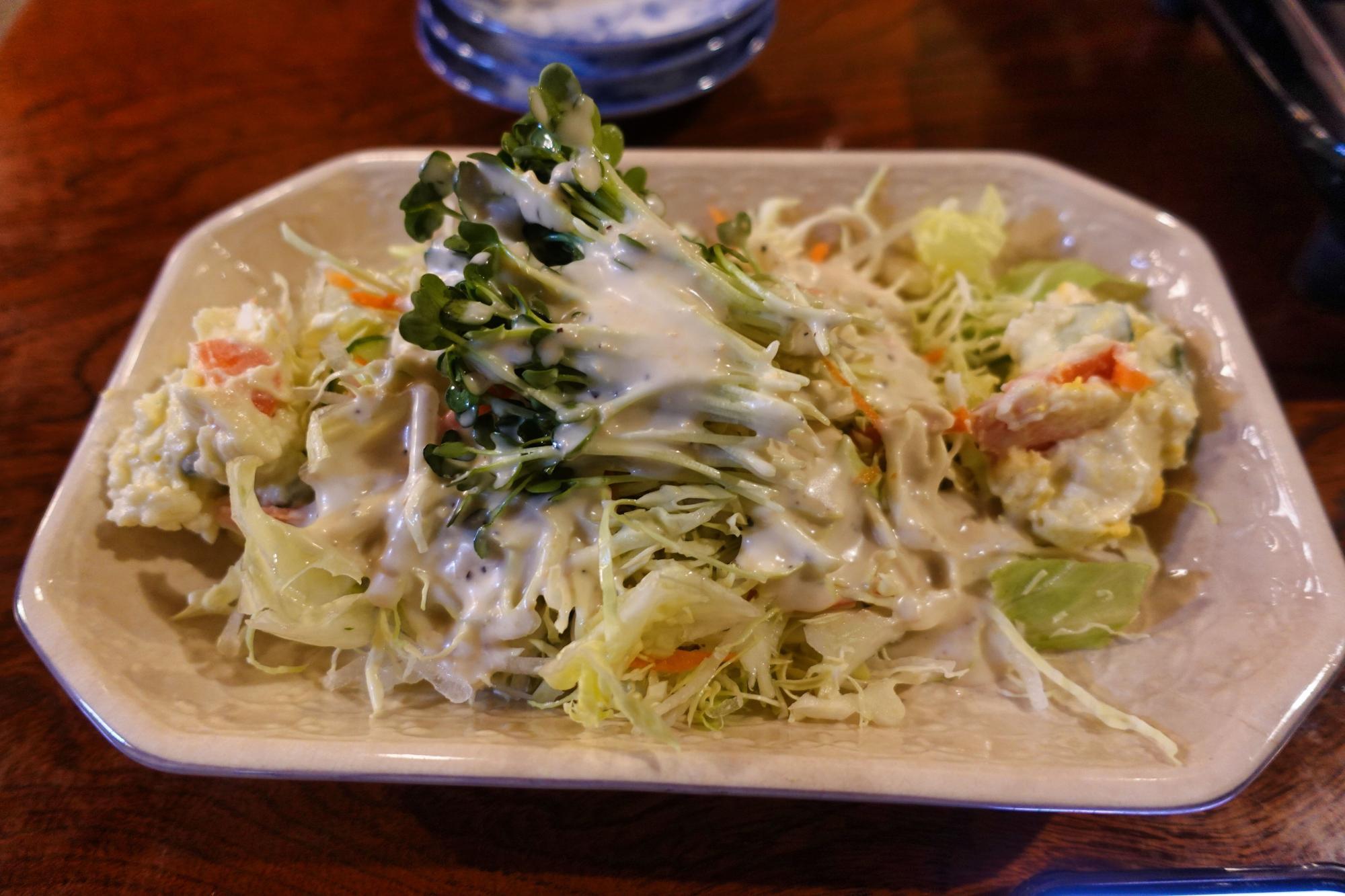 居酒屋 弘竜 おまかせサラダ
