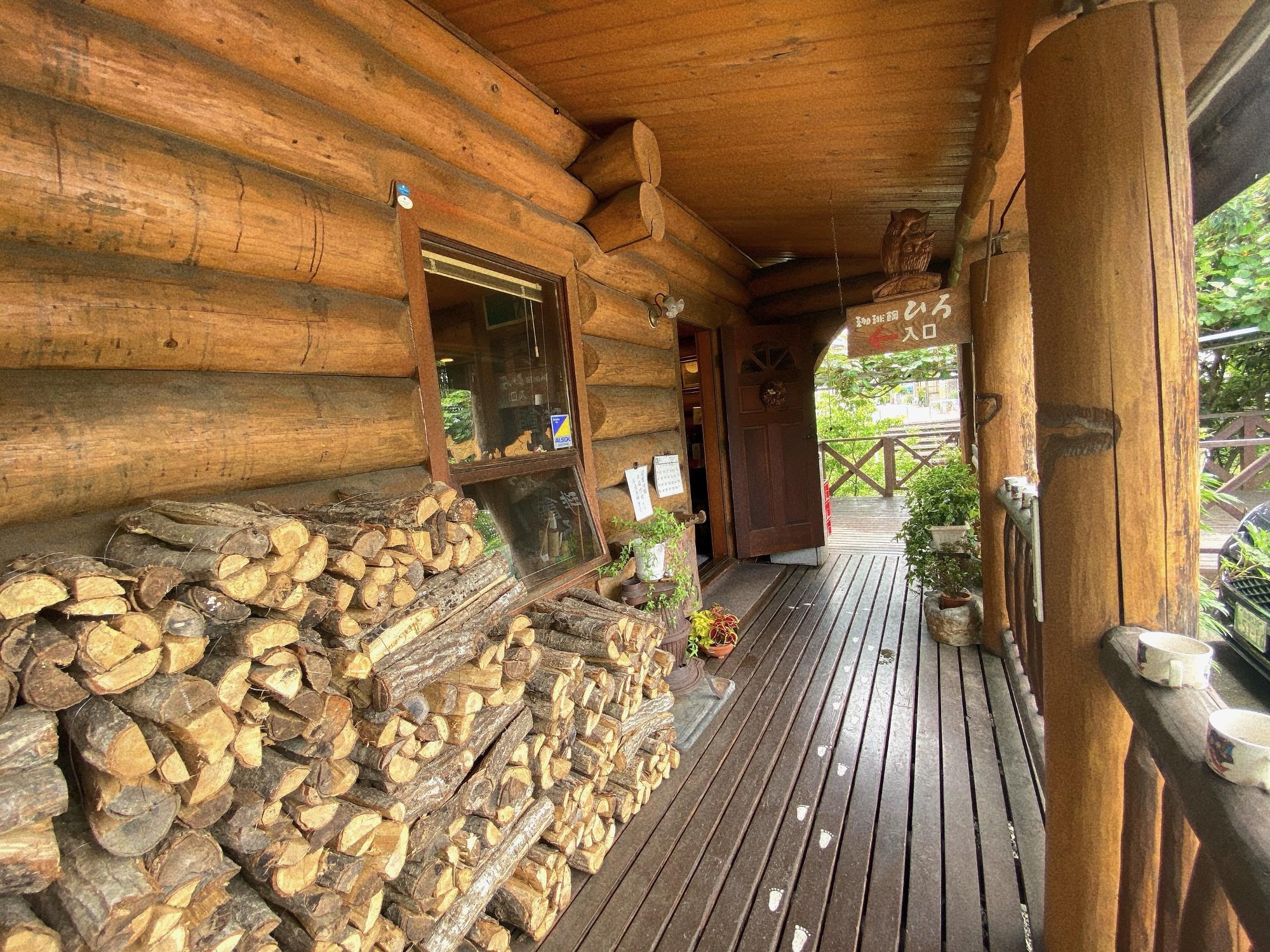 珈琲館 ひろ エントランス