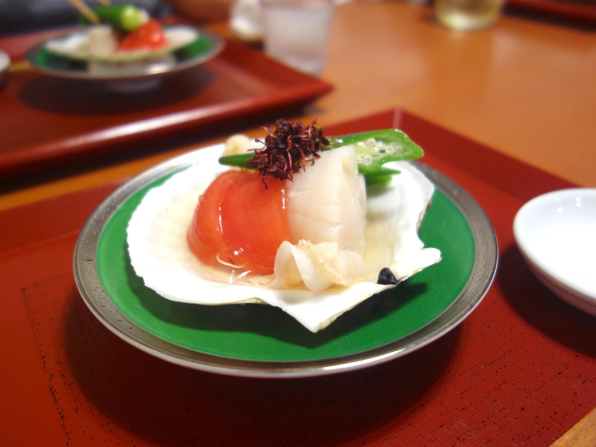 ハジメ ホタテと南郷トマトのジュレがけ