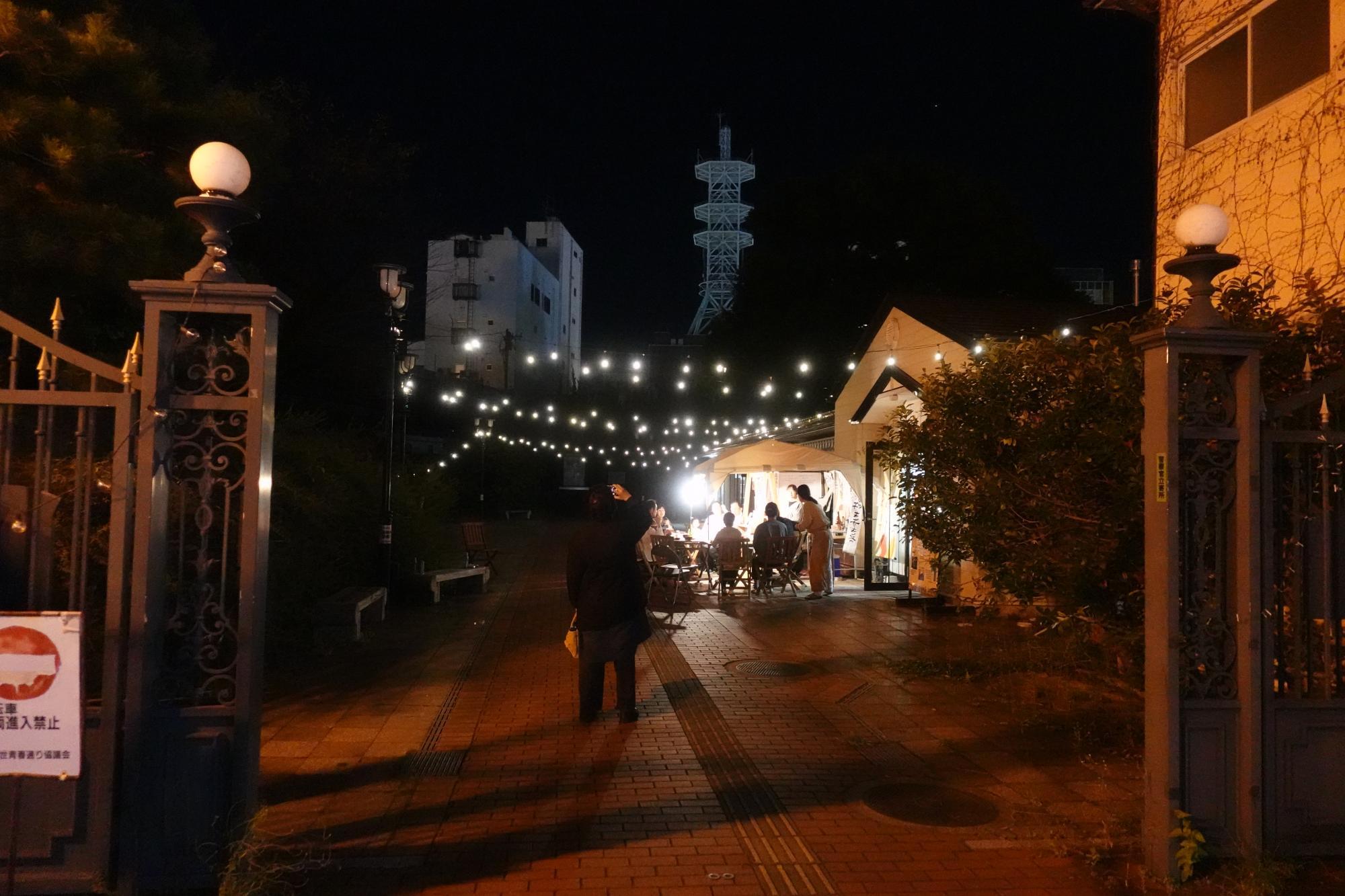 野口英世青春広場 時空屋台（タイムカプセル）