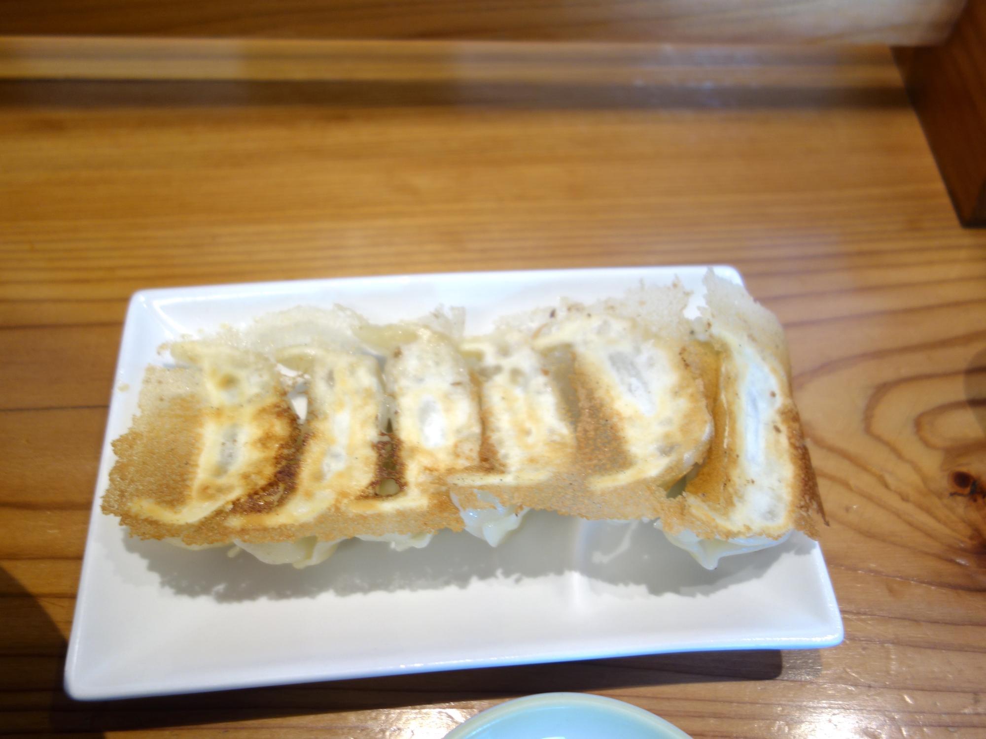 らーめん まったり 餃子