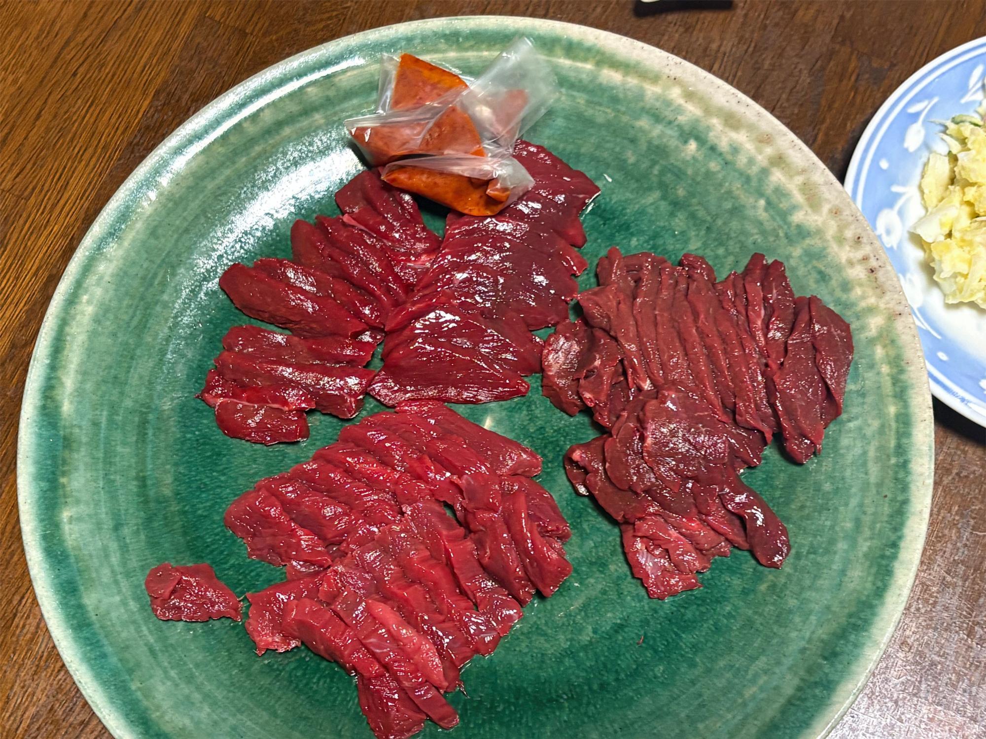 肉の庄治郎 馬刺し