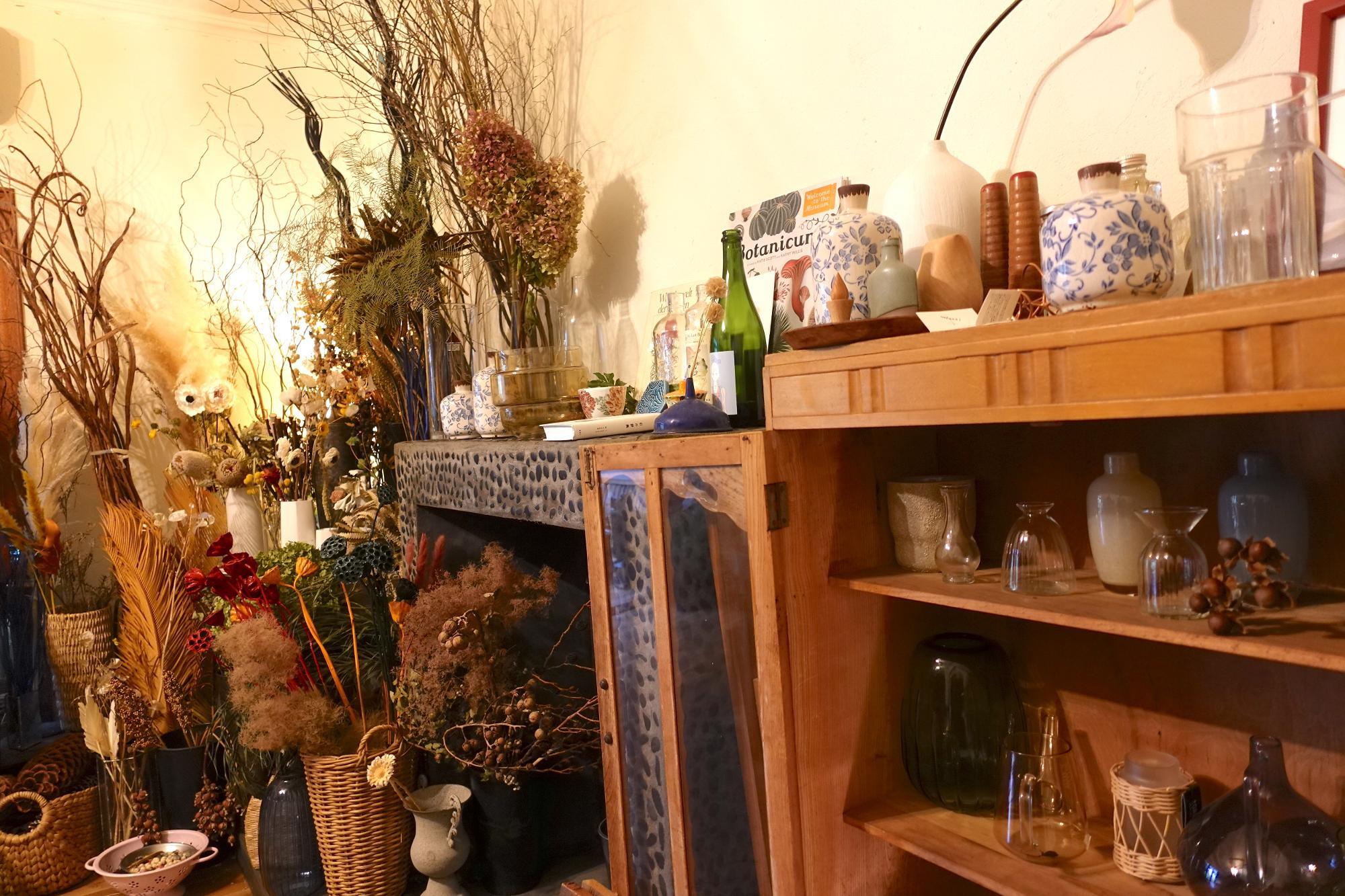 F＆A APARTMENT 店内