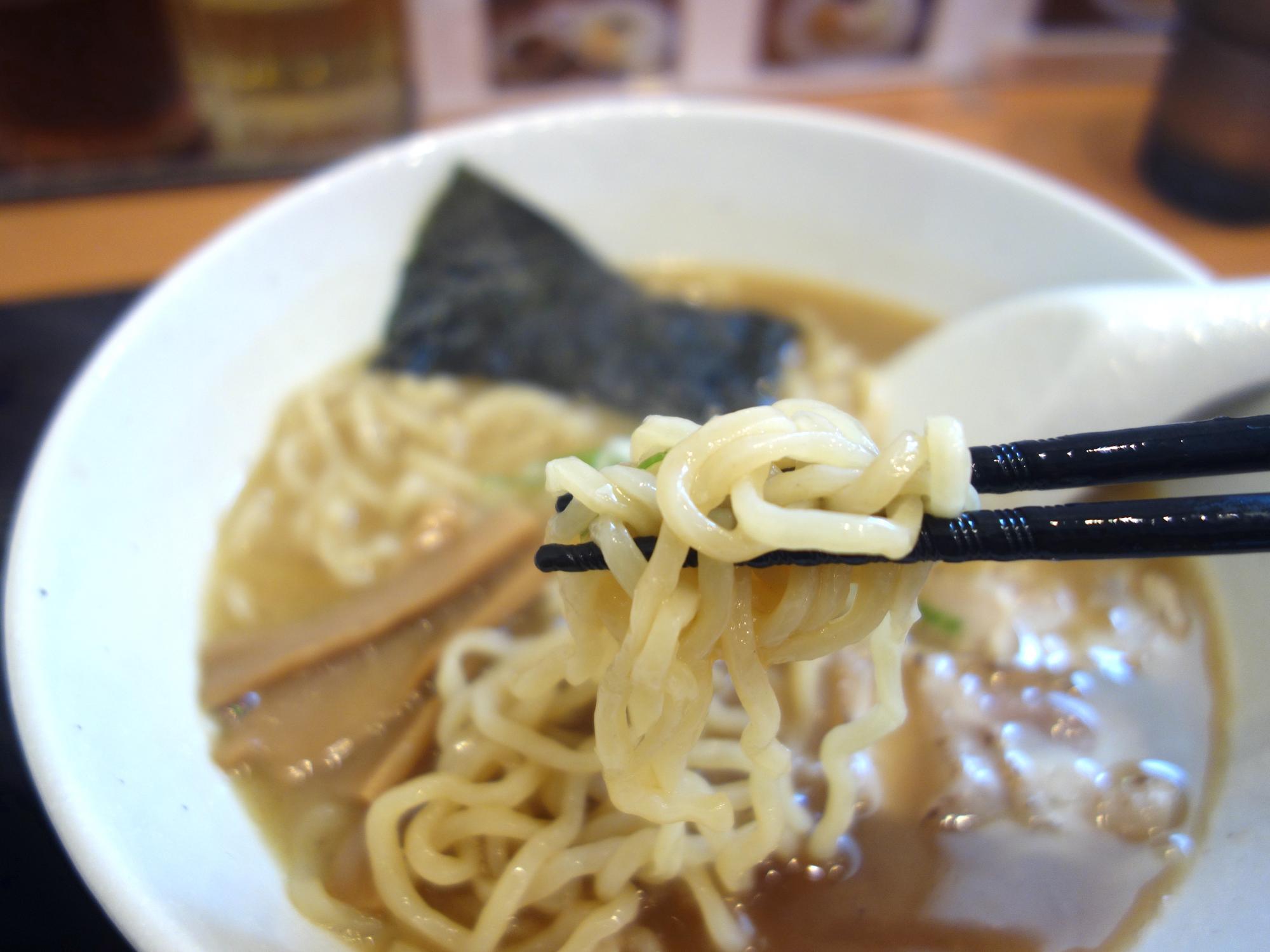 麺処 悦(えつ)  麺 リフトアップ