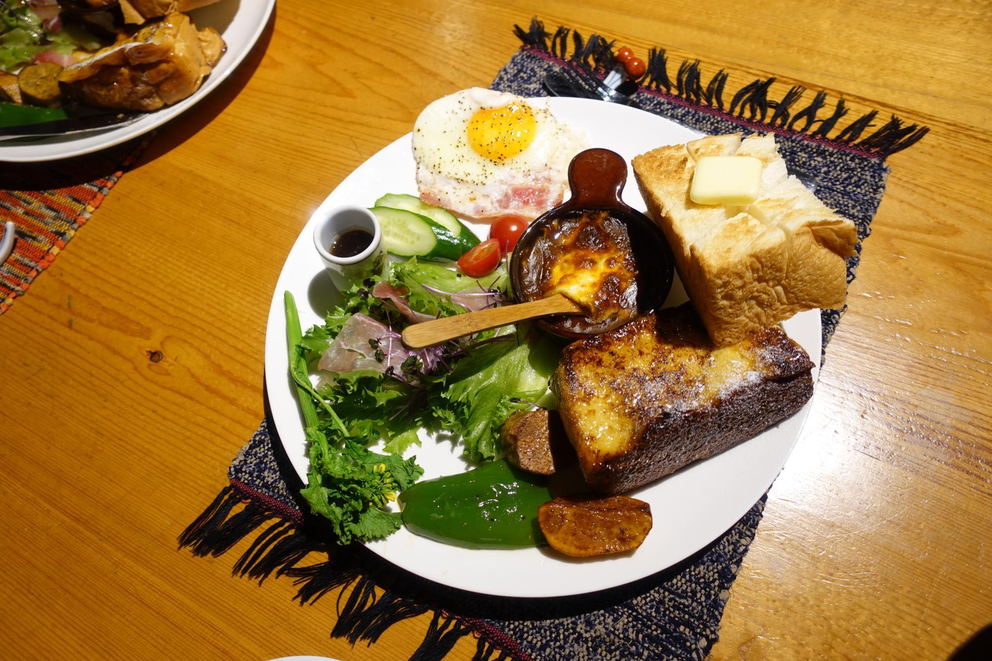 會津珈琲倶楽部 モーニング Bセット