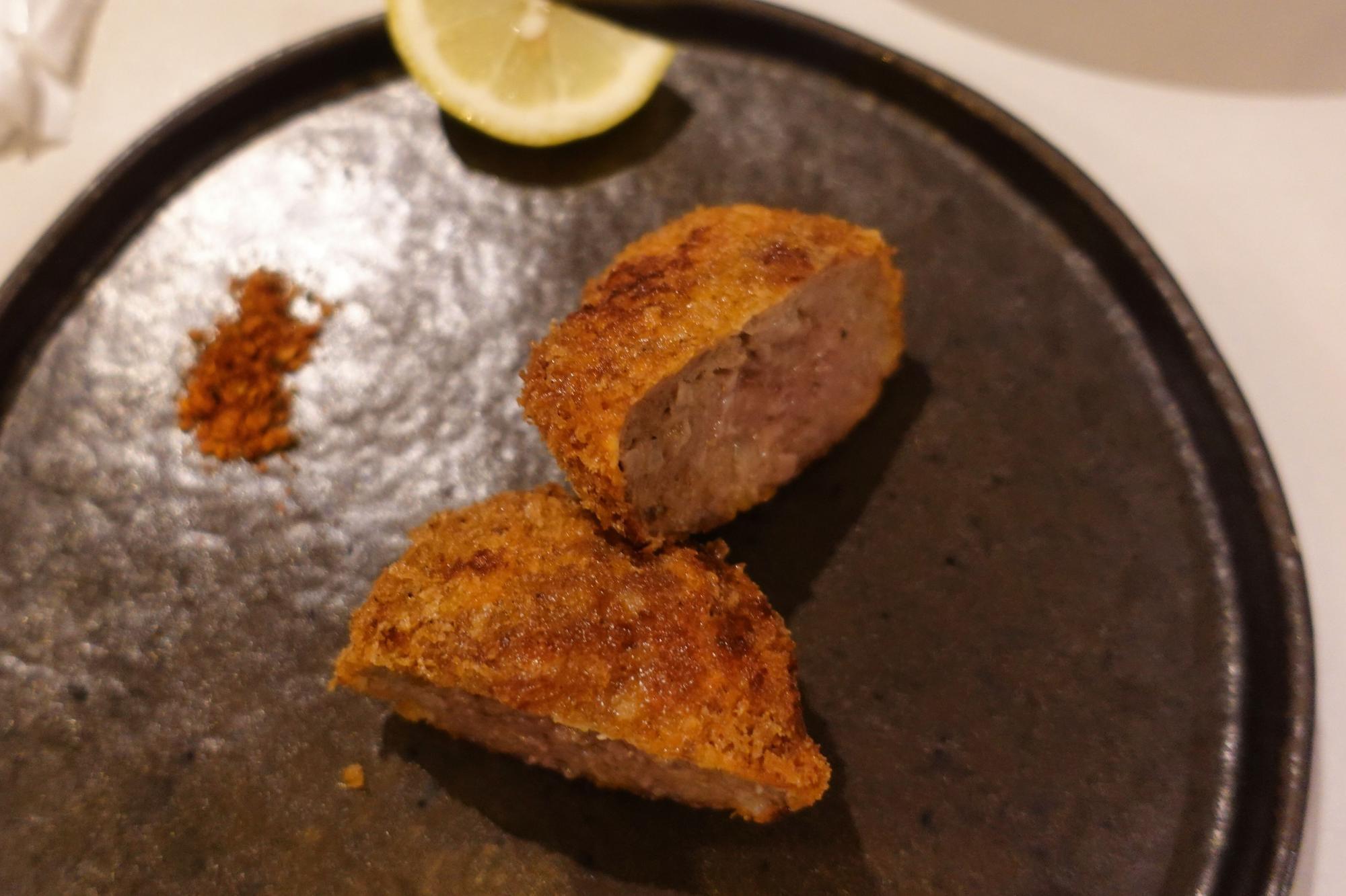 洋食屋セピア クミンメンチ