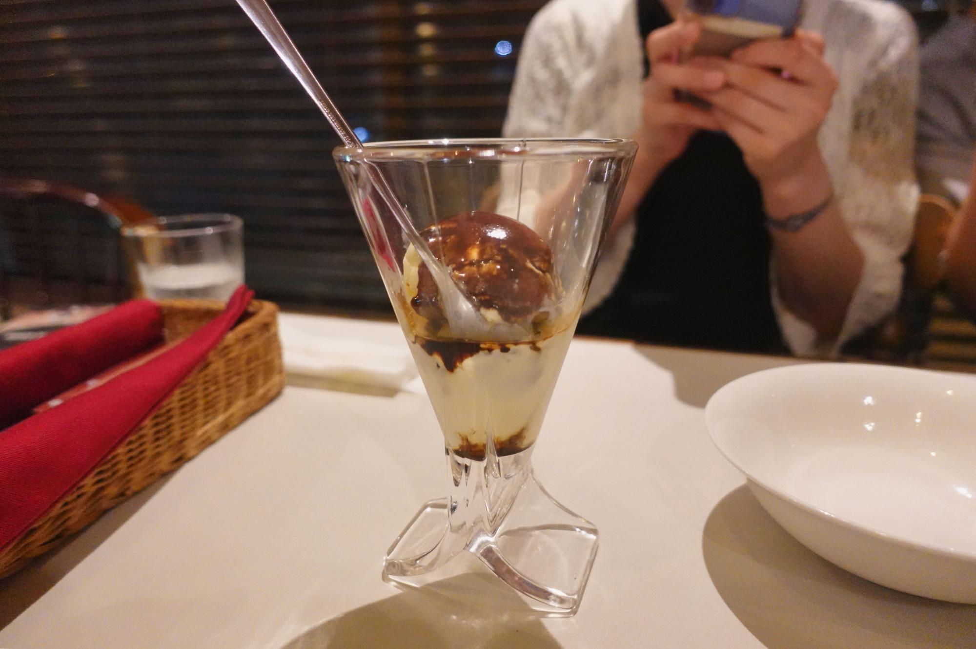 洋食屋セピア アフォガード