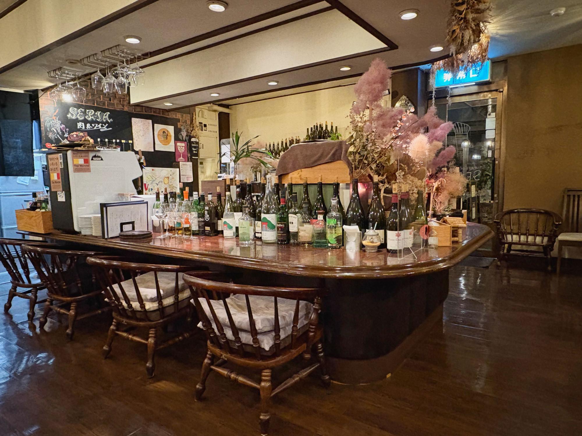 洋食屋セピア 店内