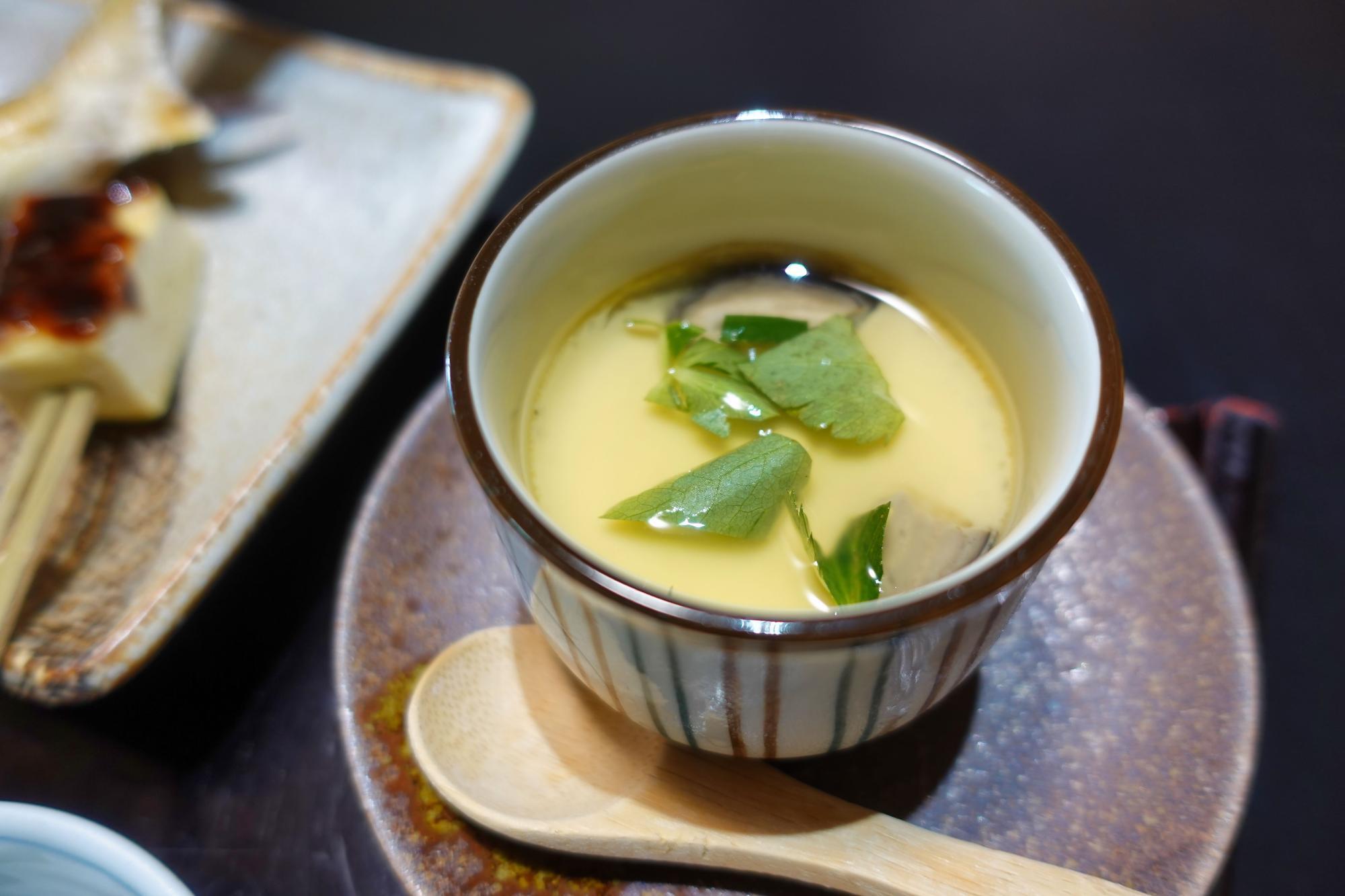 志ぐれ亭 冷製銀あん玉子豆富