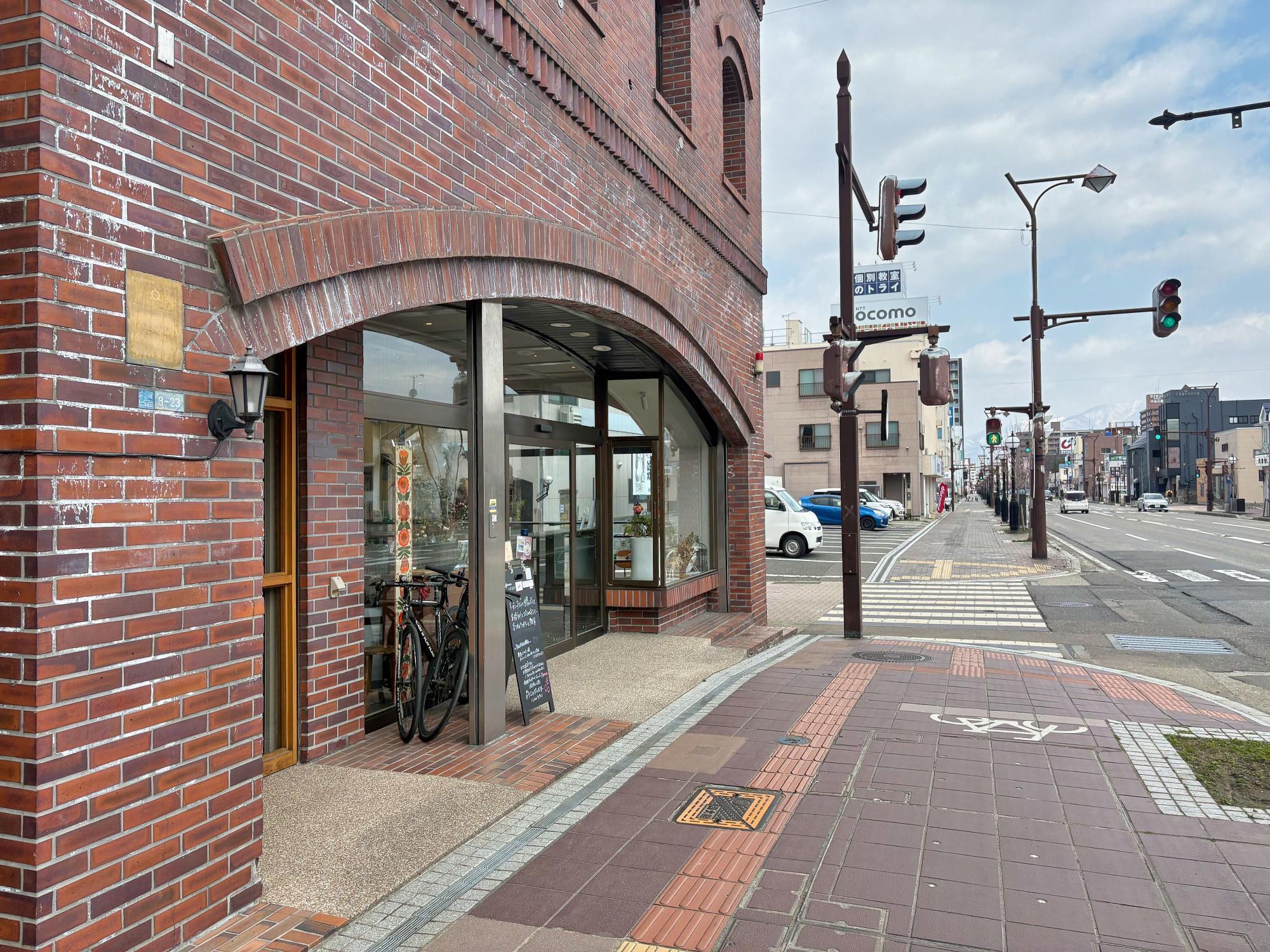 アンドファームズ/&FARMS 店舗 外観