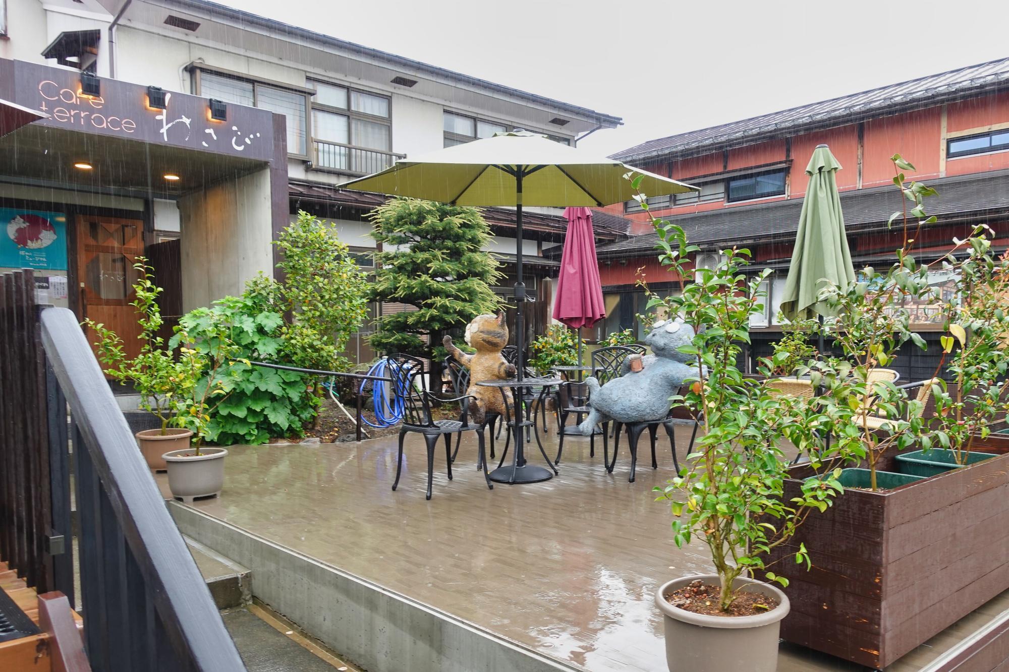 カフェ テラス わさび