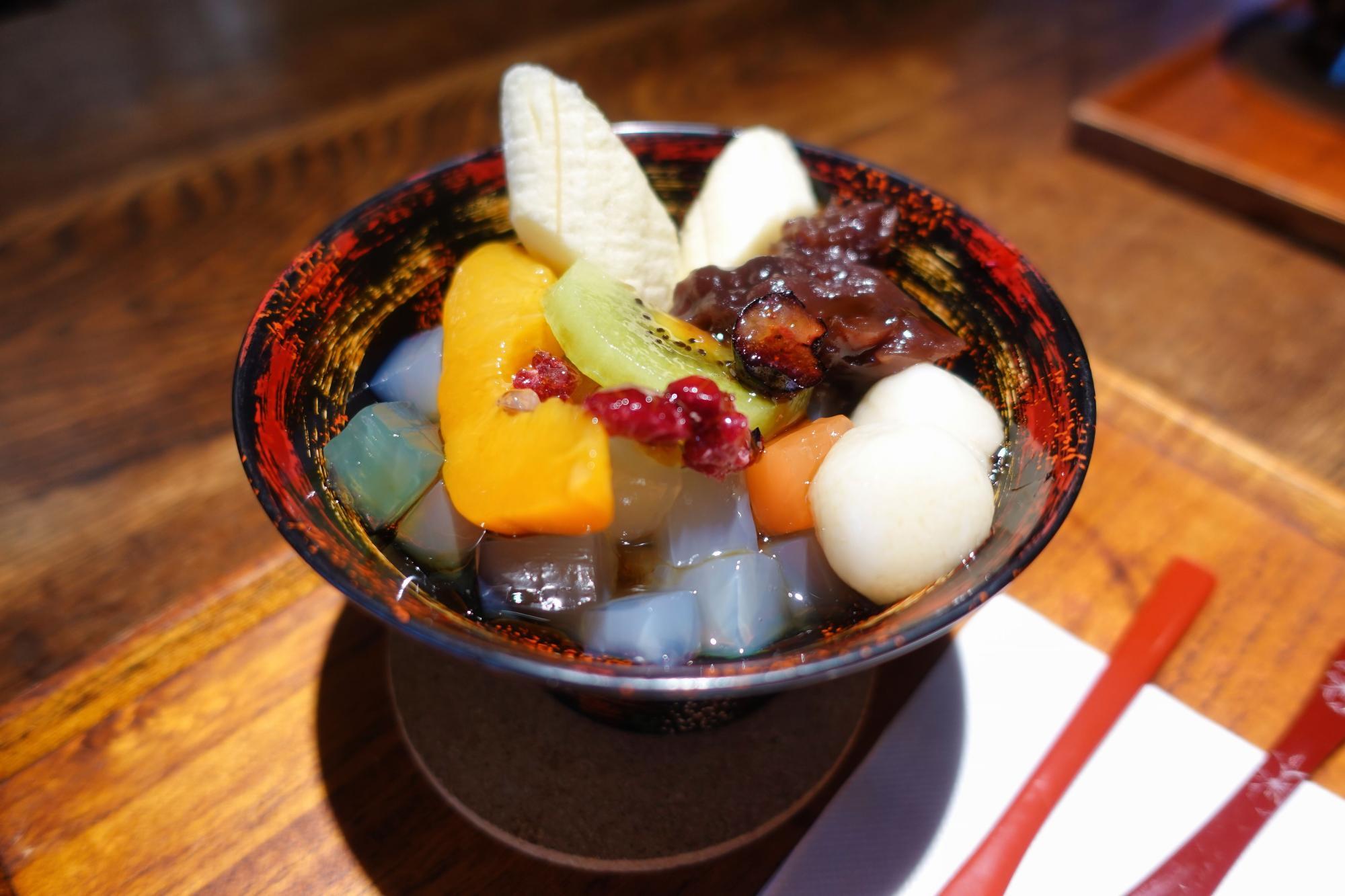 カフェテラス わさび 「白玉あんみつ」