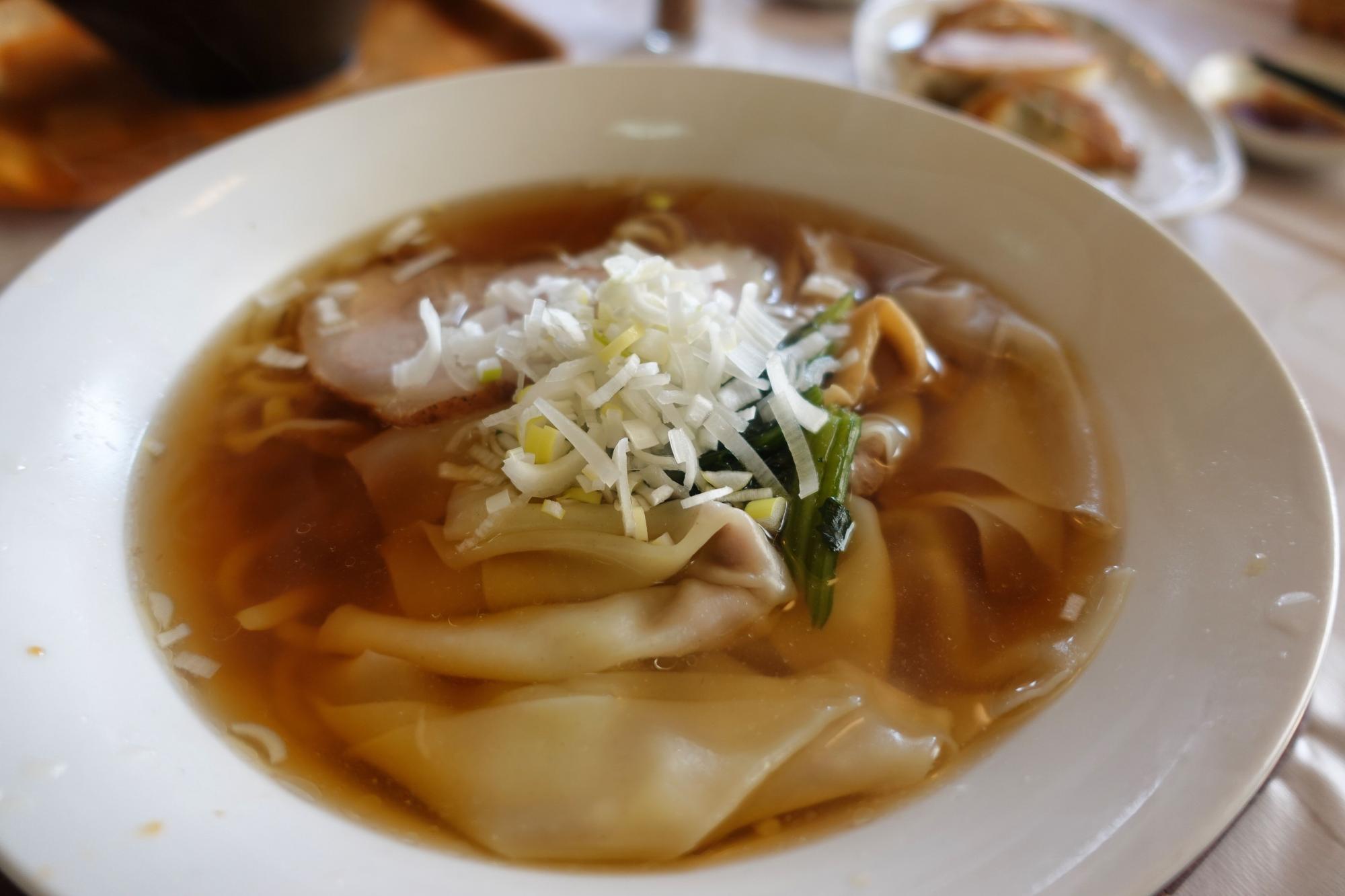 ラーメン工房 はちべえ ワンタンメン