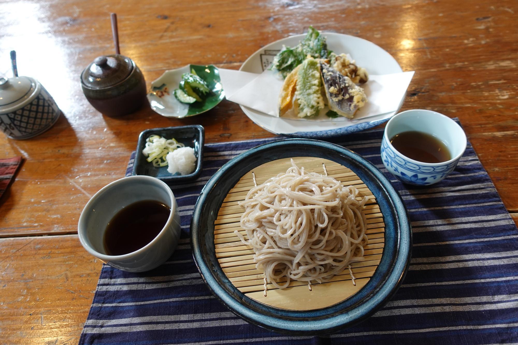 會津酒楽館 渡辺宗太商店 そば処 天ぷら付きざるそば