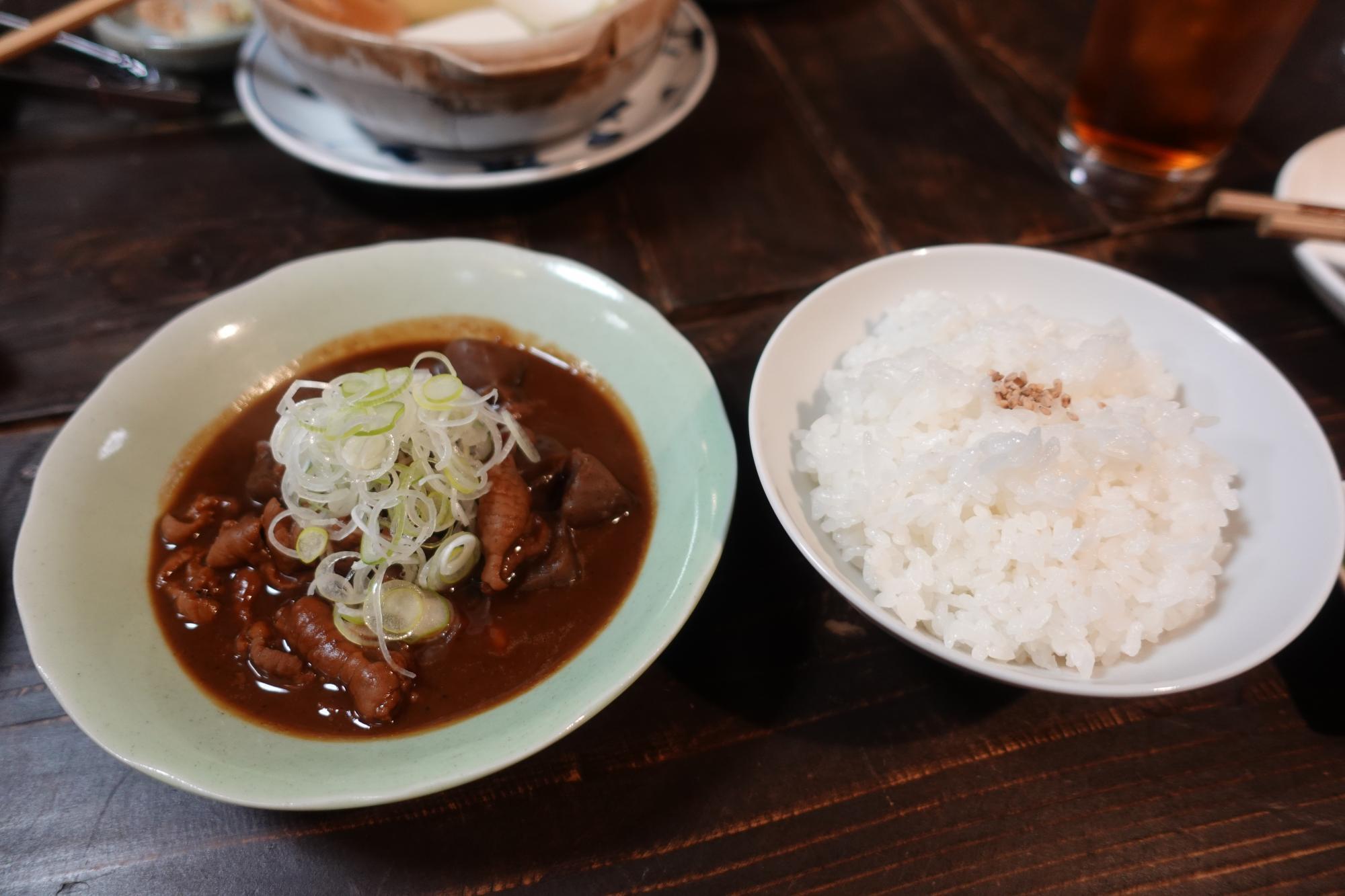 酒処ハチヤ どて煮 ご飯