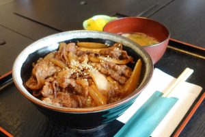 田部畜ミート カルビ丼