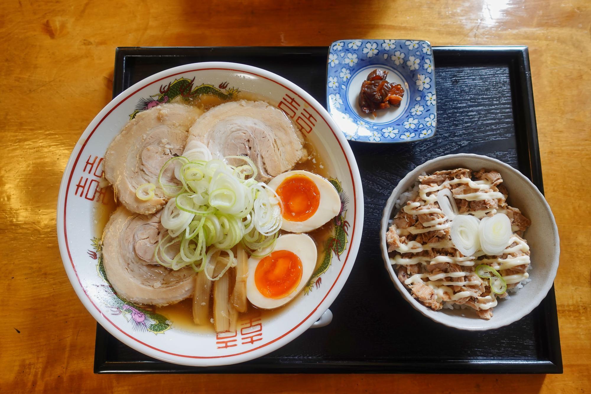 会津若松市 真宮 ちから 肉たま  + ミニチャーシュー丼 マヨつき