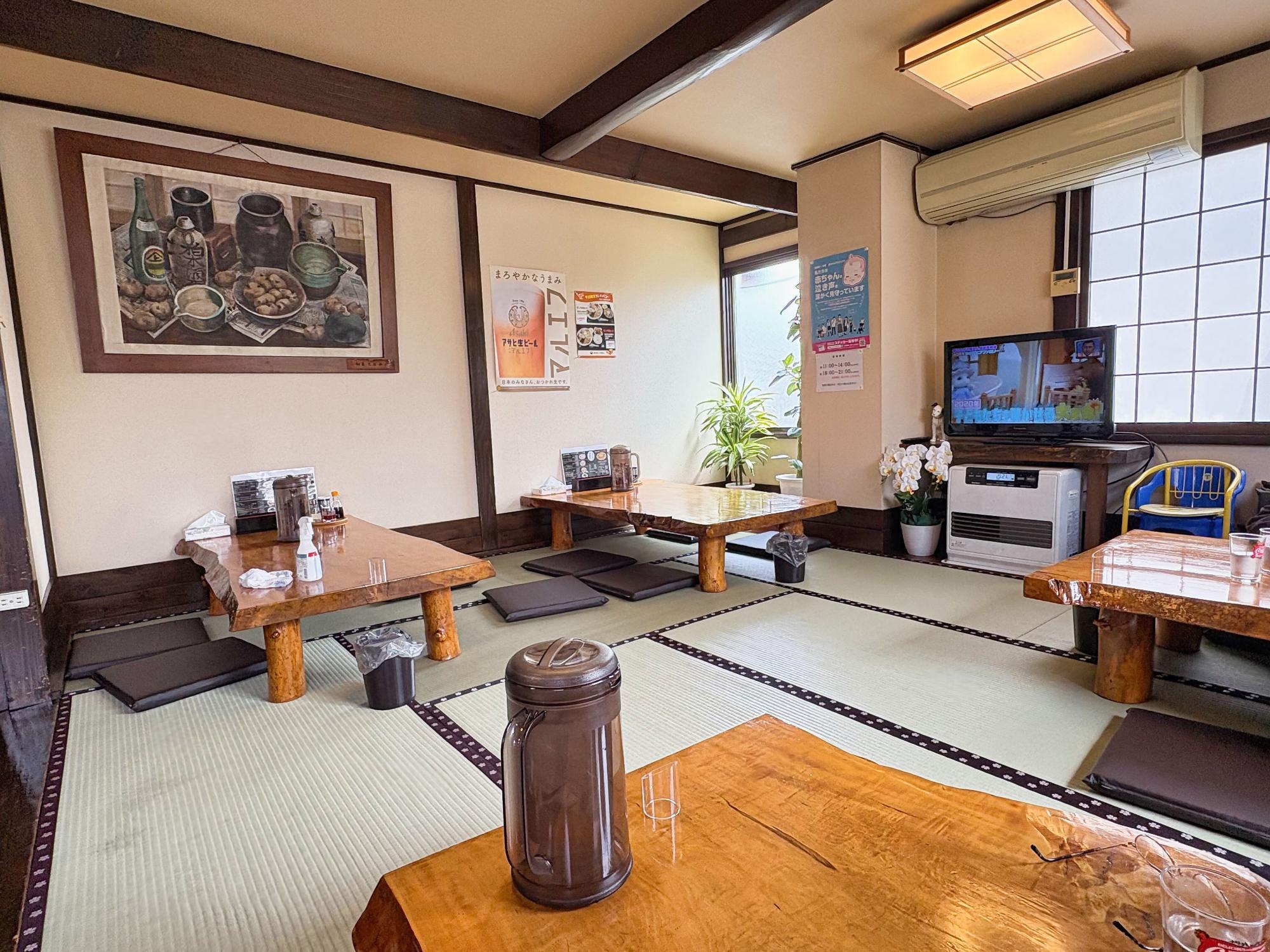 会津若松市 真宮 ちから 店内 小上がり