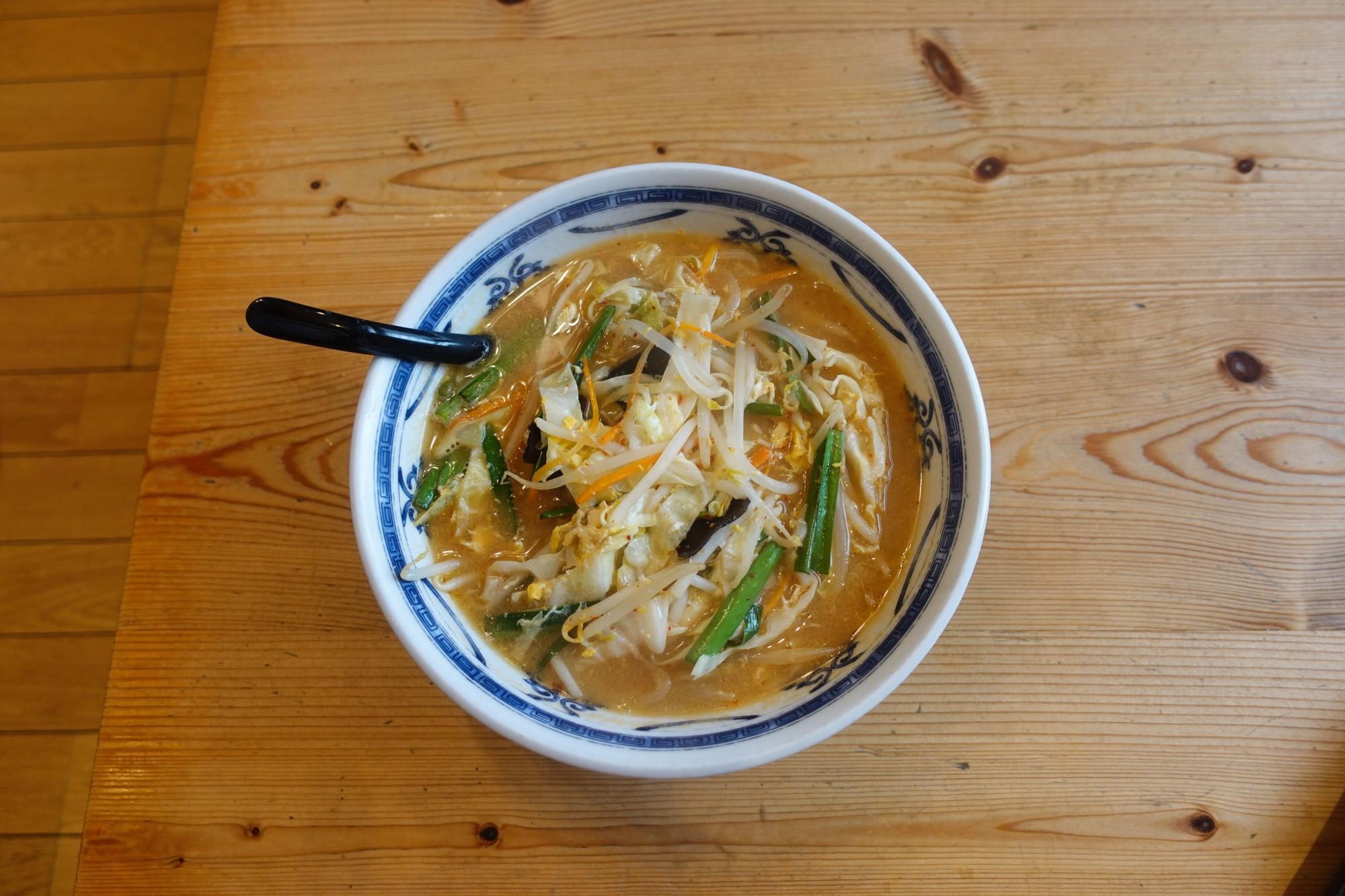 頓珍館 酸辣湯麺