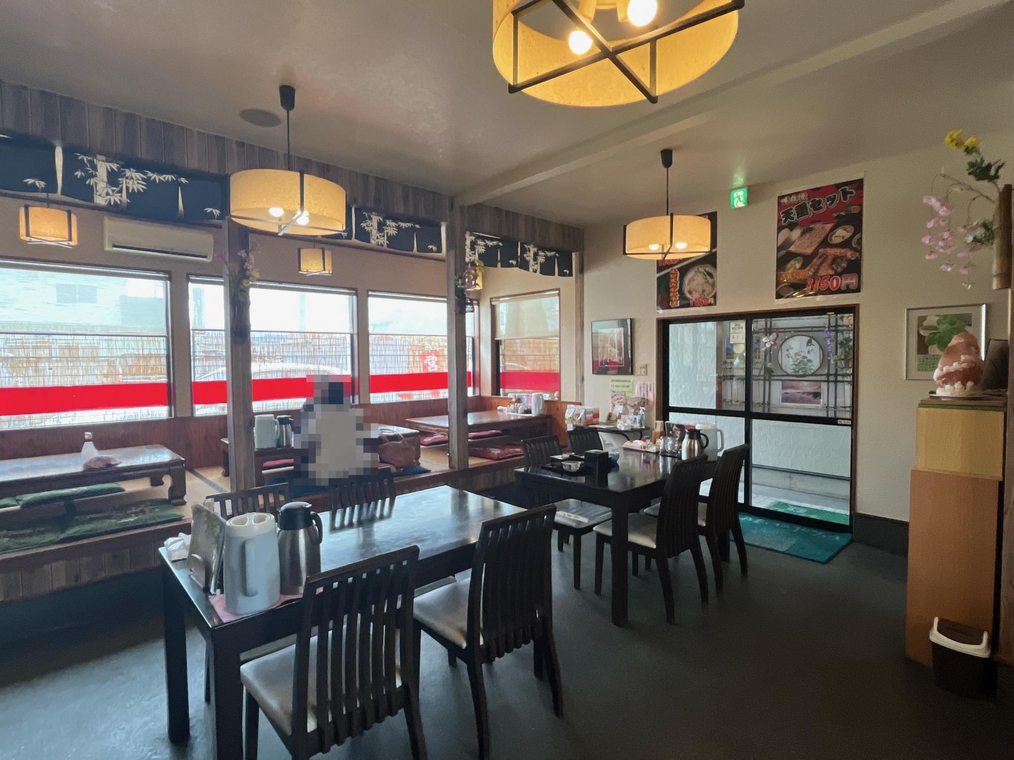 手打ちそば いち藤(いちふじ) 店内