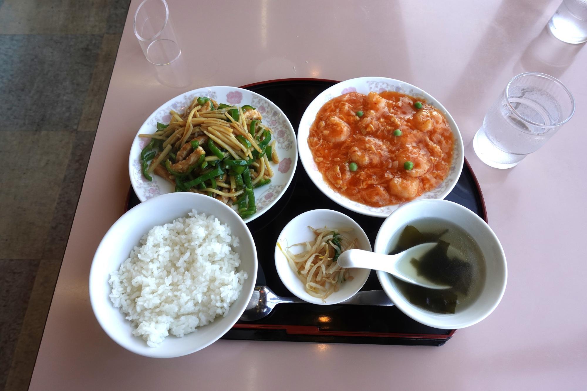 黄鶴楼 日替わりランチ