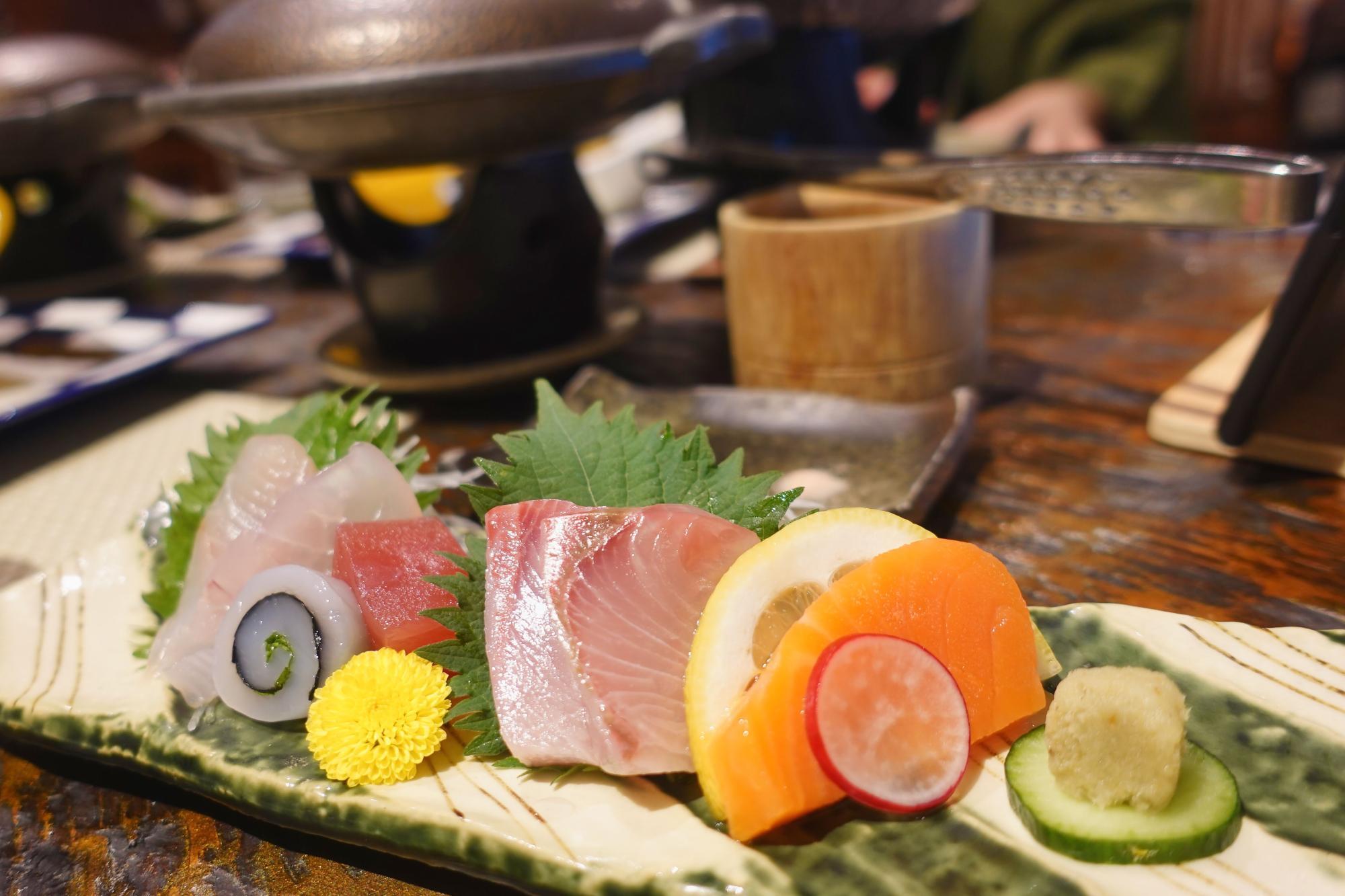 熱塩温泉 山形屋(やまがたや)  夕食「海の幸盛り合わせ」