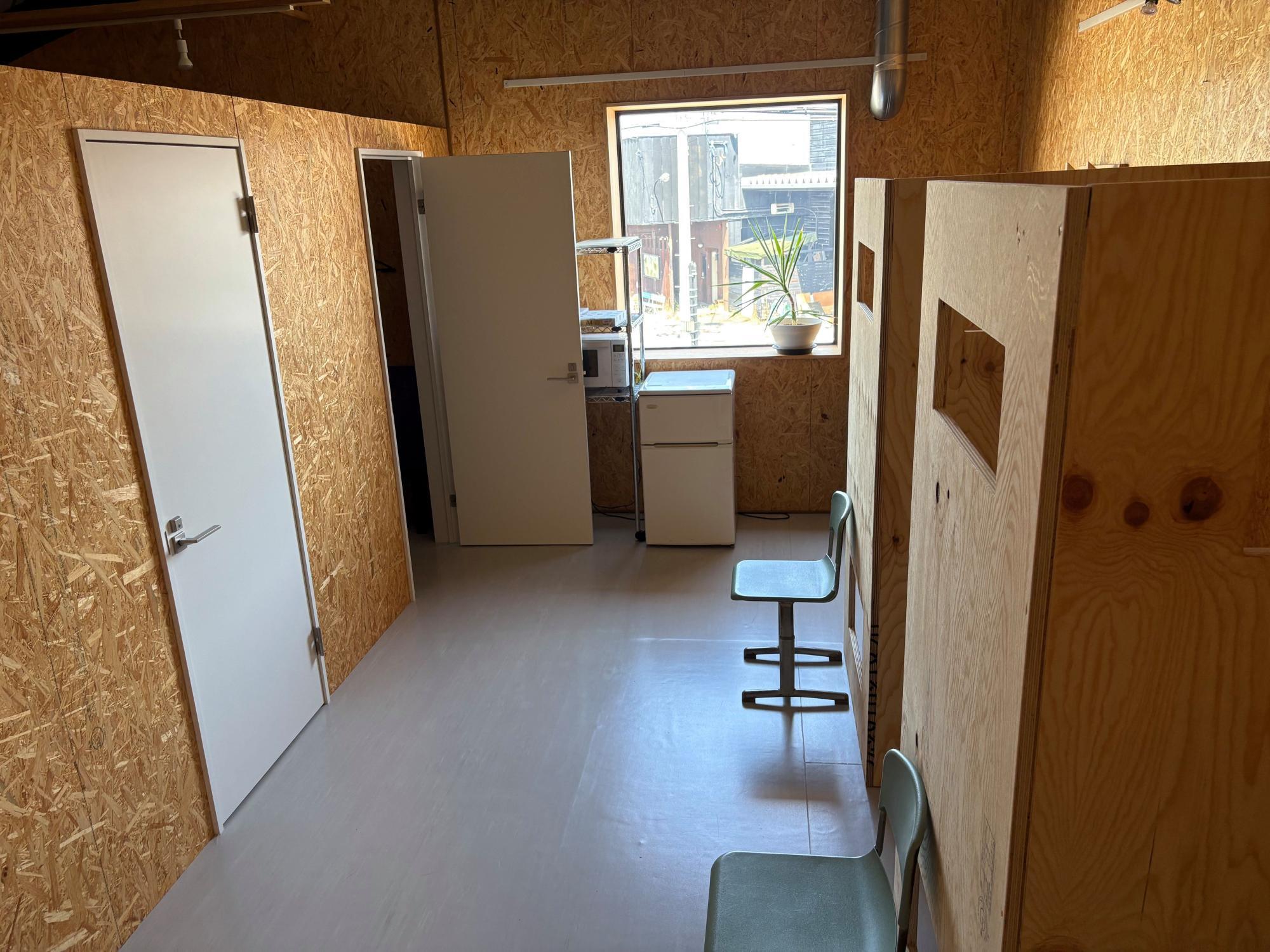 I'S NEWBASE(アイヅニューベース) 2F シェアオフィスとコワーキングスペース