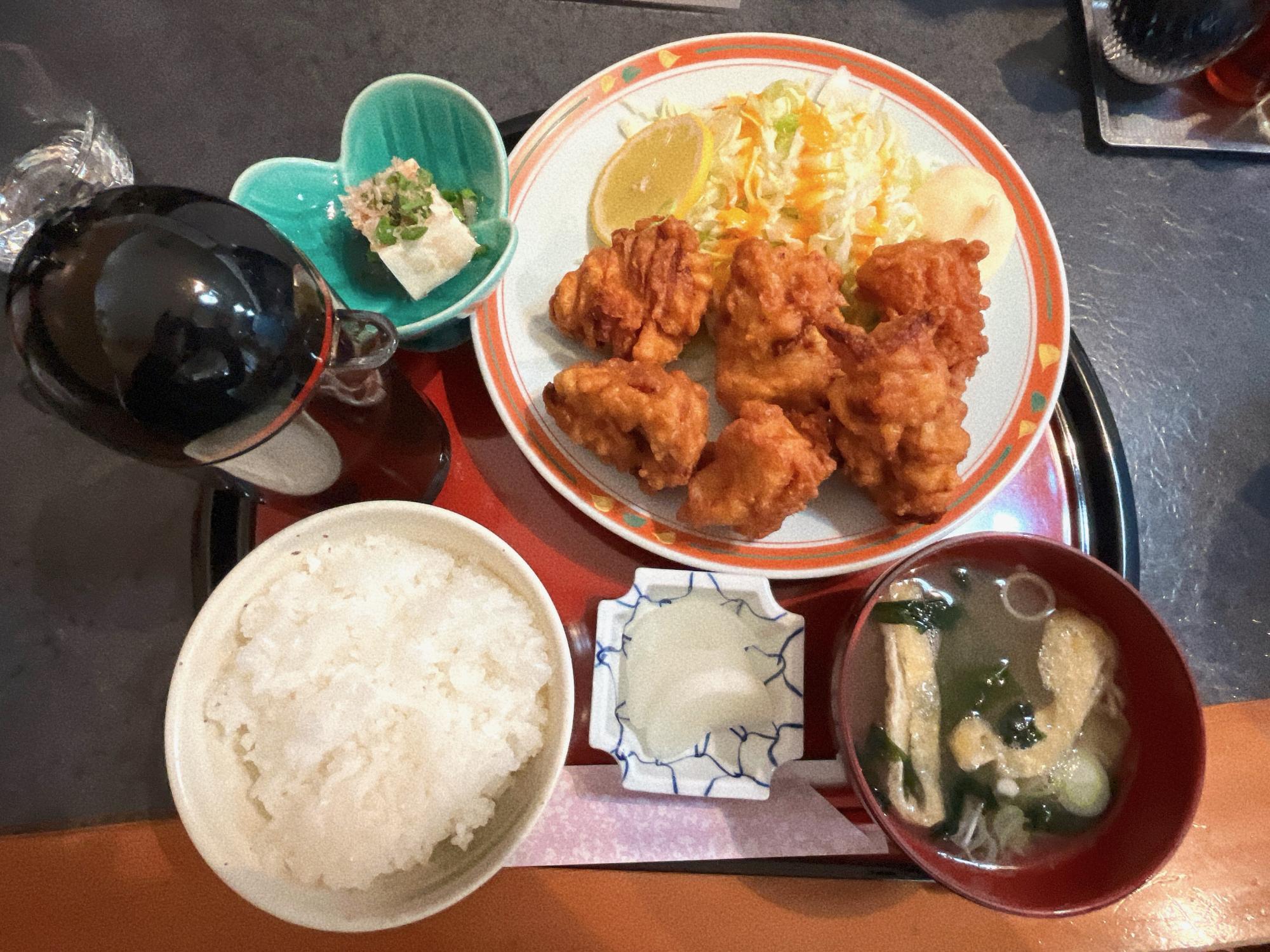 食処 太助 鶏の唐揚げ定食