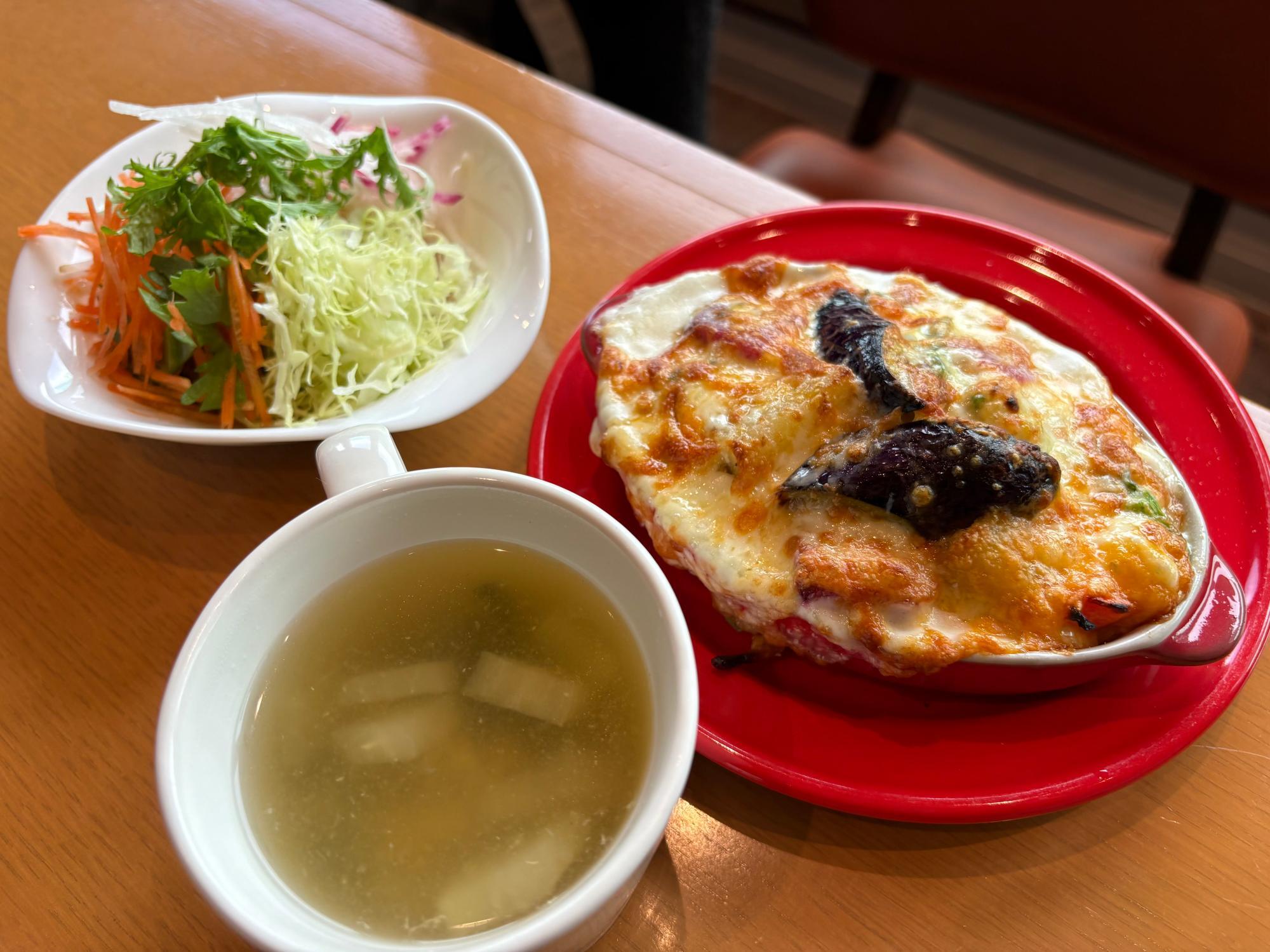 あぐりの満足ランチセット(野菜ドリア)